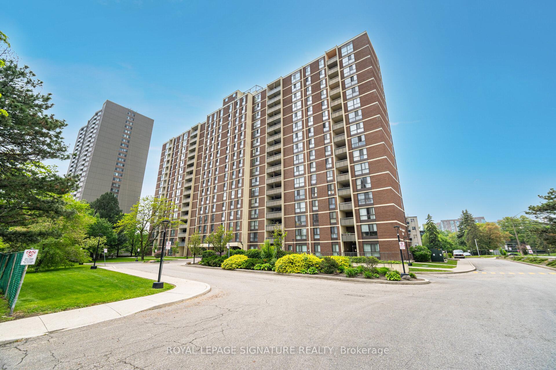 Photo of Unit 1003, 3170 Kirwin Avenue
