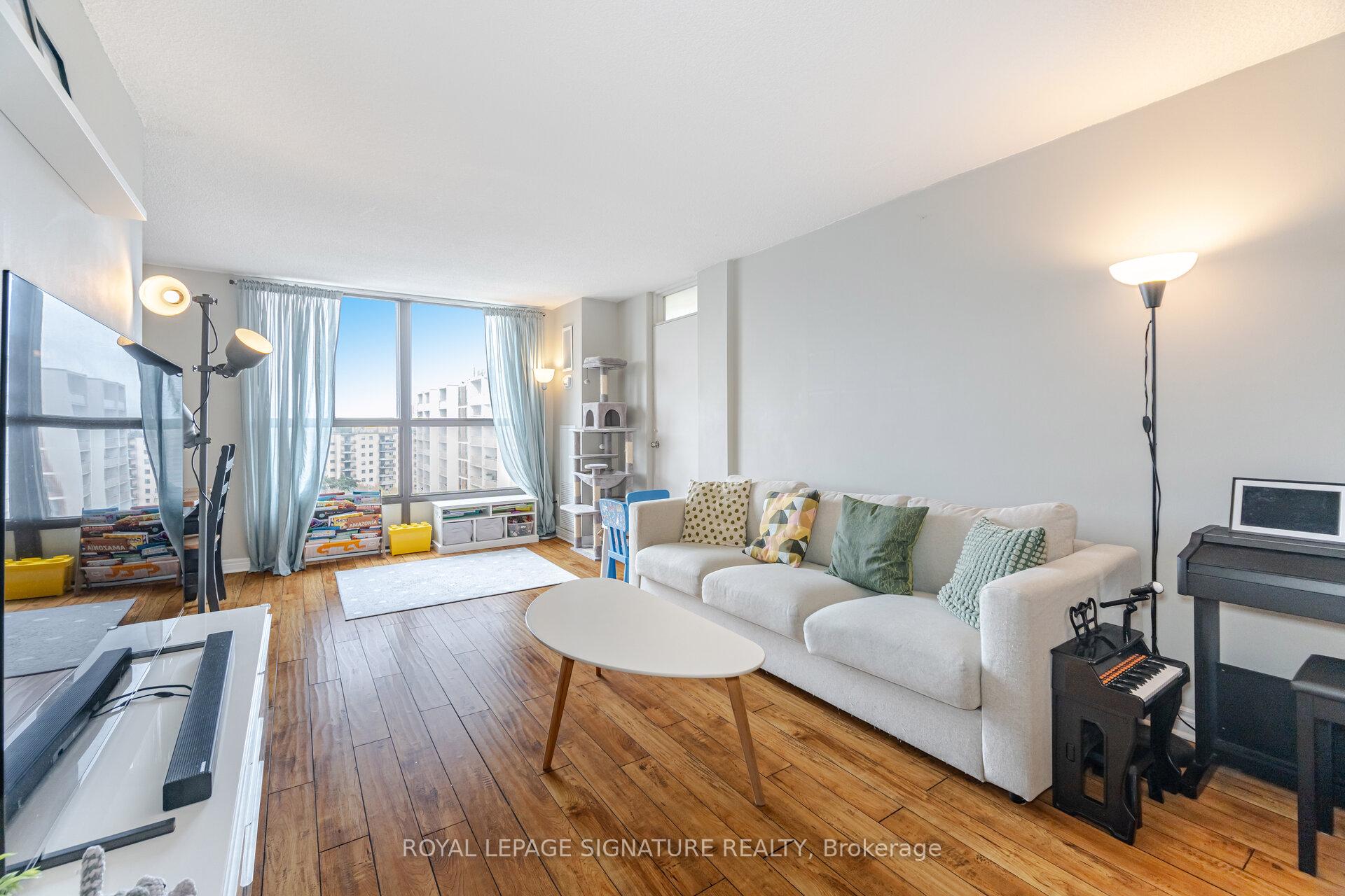 Photo 9 of Unit 1003, 3170 Kirwin Avenue, Mississauga, Cooksville — HOMEH