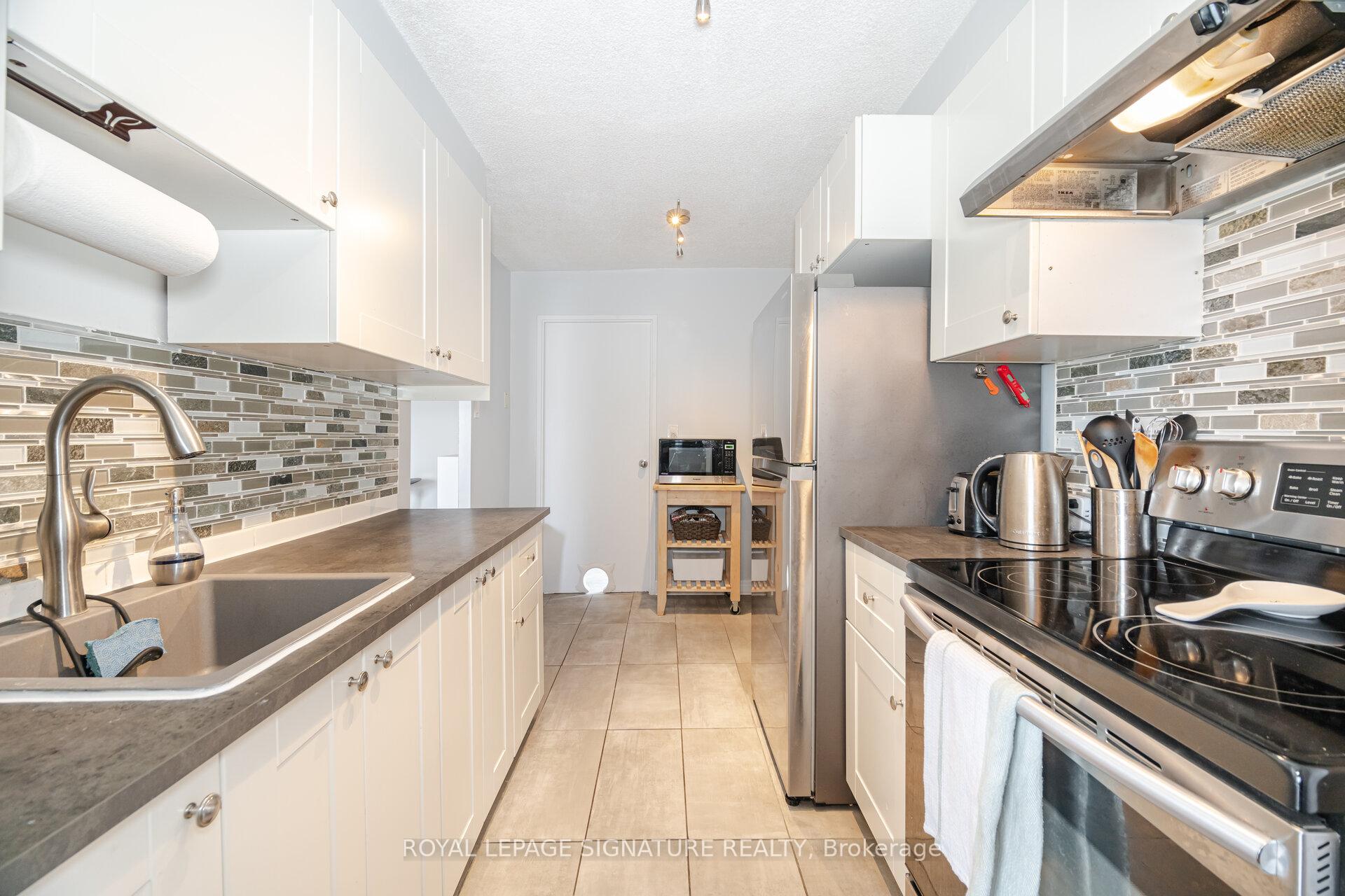 Photo 15 of Unit 1003, 3170 Kirwin Avenue, Mississauga, Cooksville — HOMEH