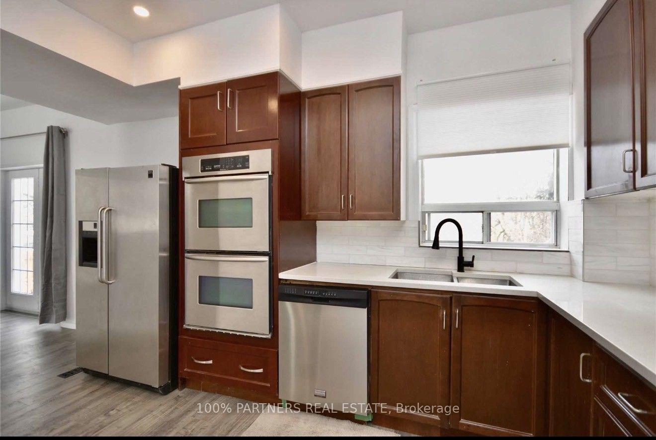 Photo 8 of 634 Dominion Avenue, Midland — HOMEH