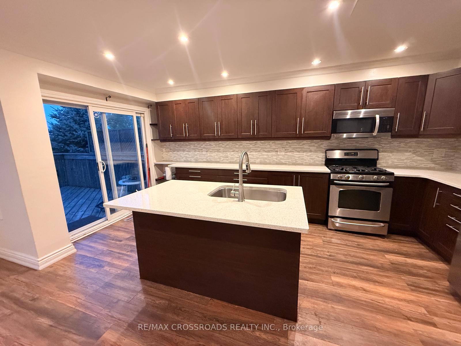 Photo 18 of 21 Fernbank Place, Whitby, Pringle Creek — HOMEH