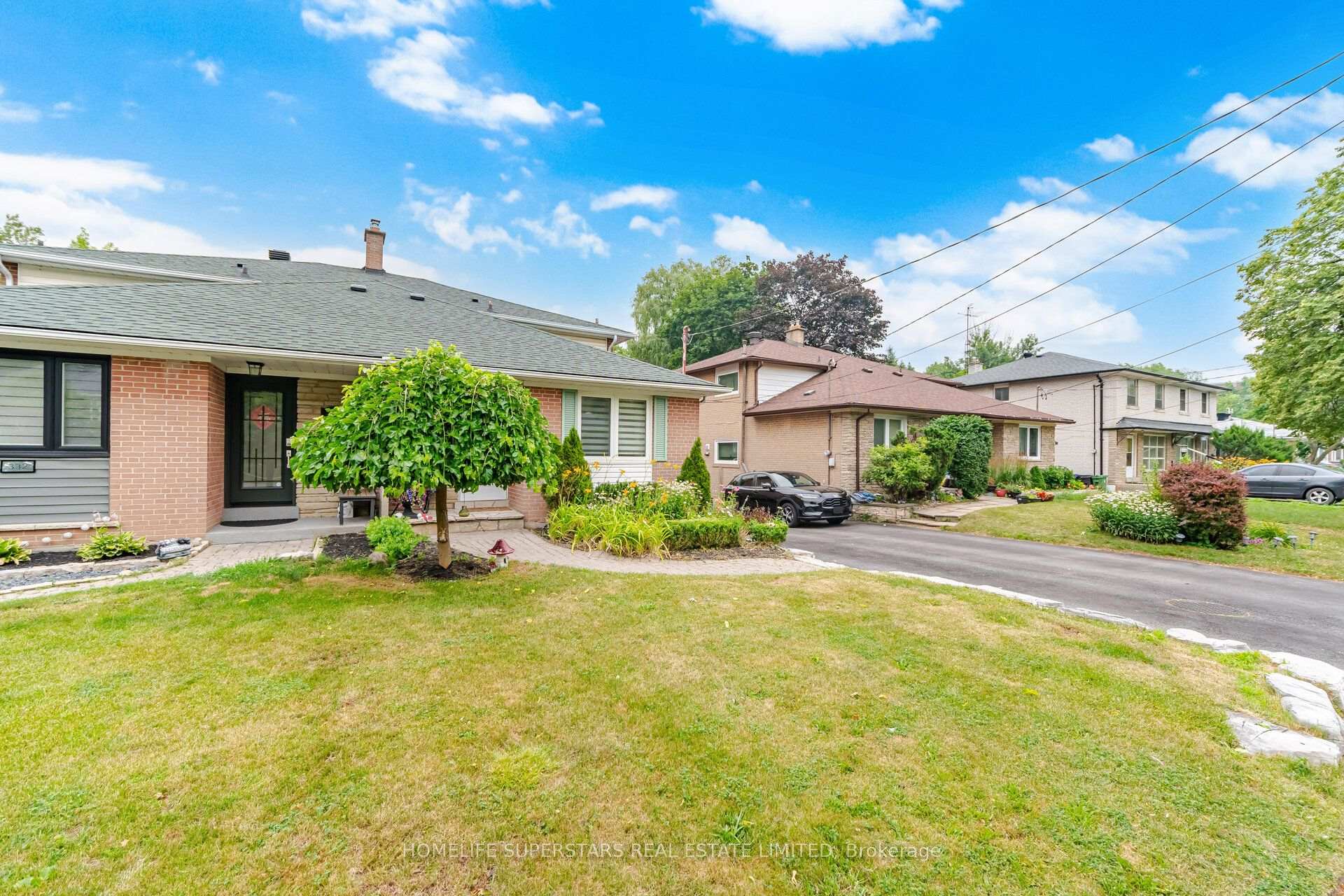Photo of 334 Woodsworth Road
