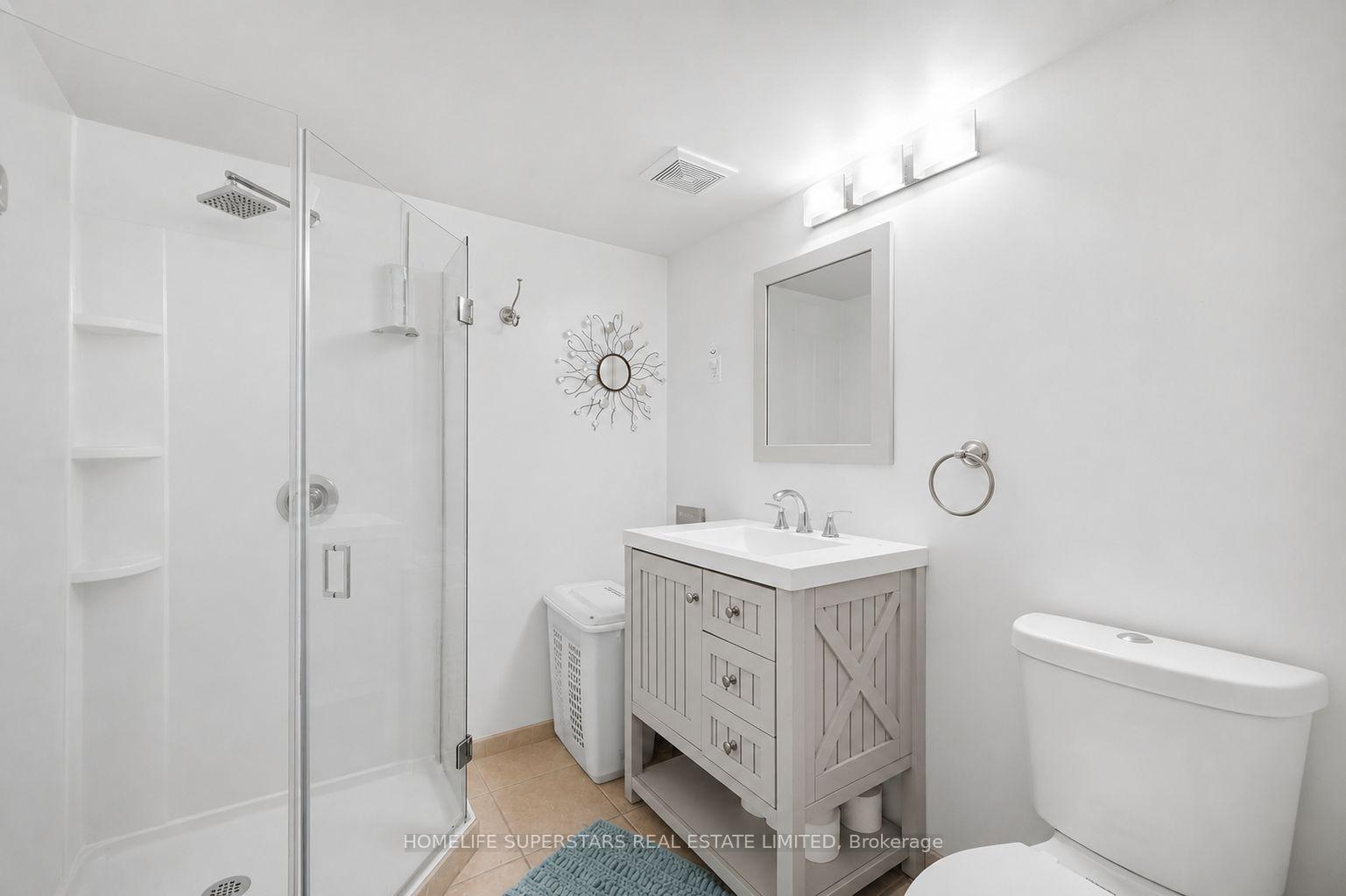Photo 21 of 334 Woodsworth Road, North York, St. Andrew-Windfields — HOMEH
