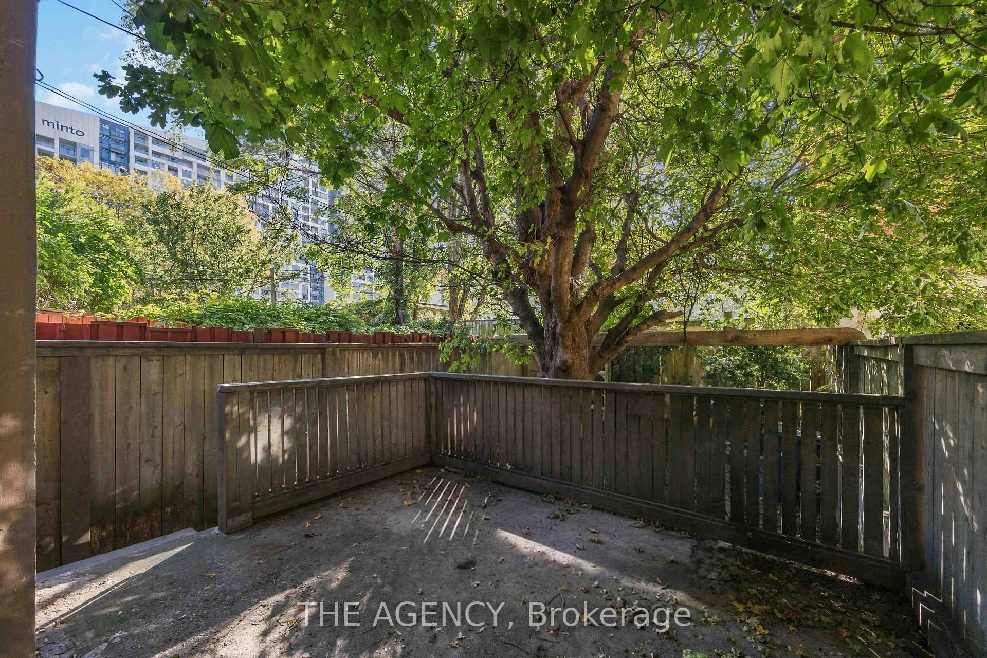 Photo 33 of 87 Niagara Street, Toronto, Niagara — HOMEH