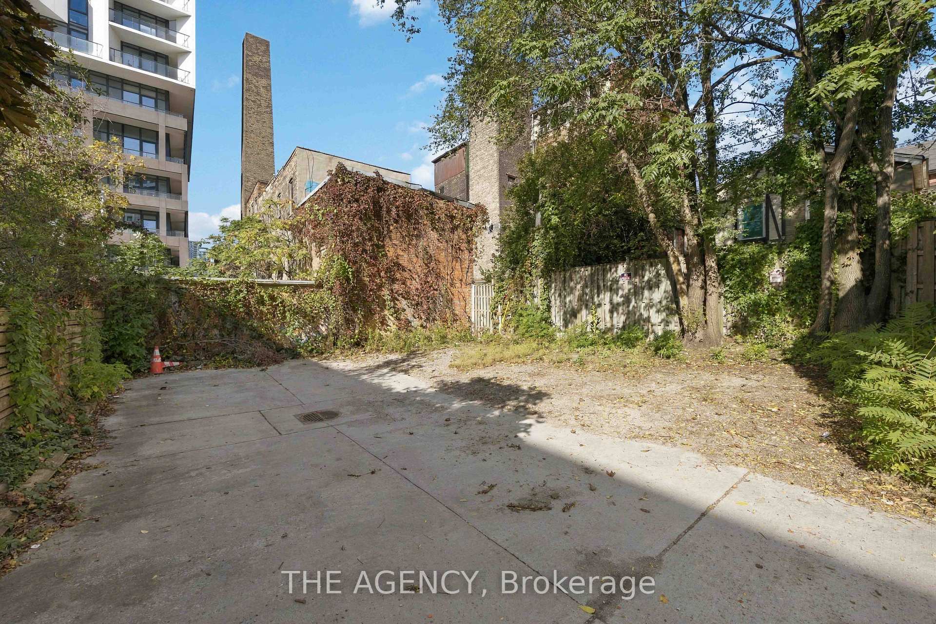 Photo 34 of 87 Niagara Street, Toronto, Niagara — HOMEH