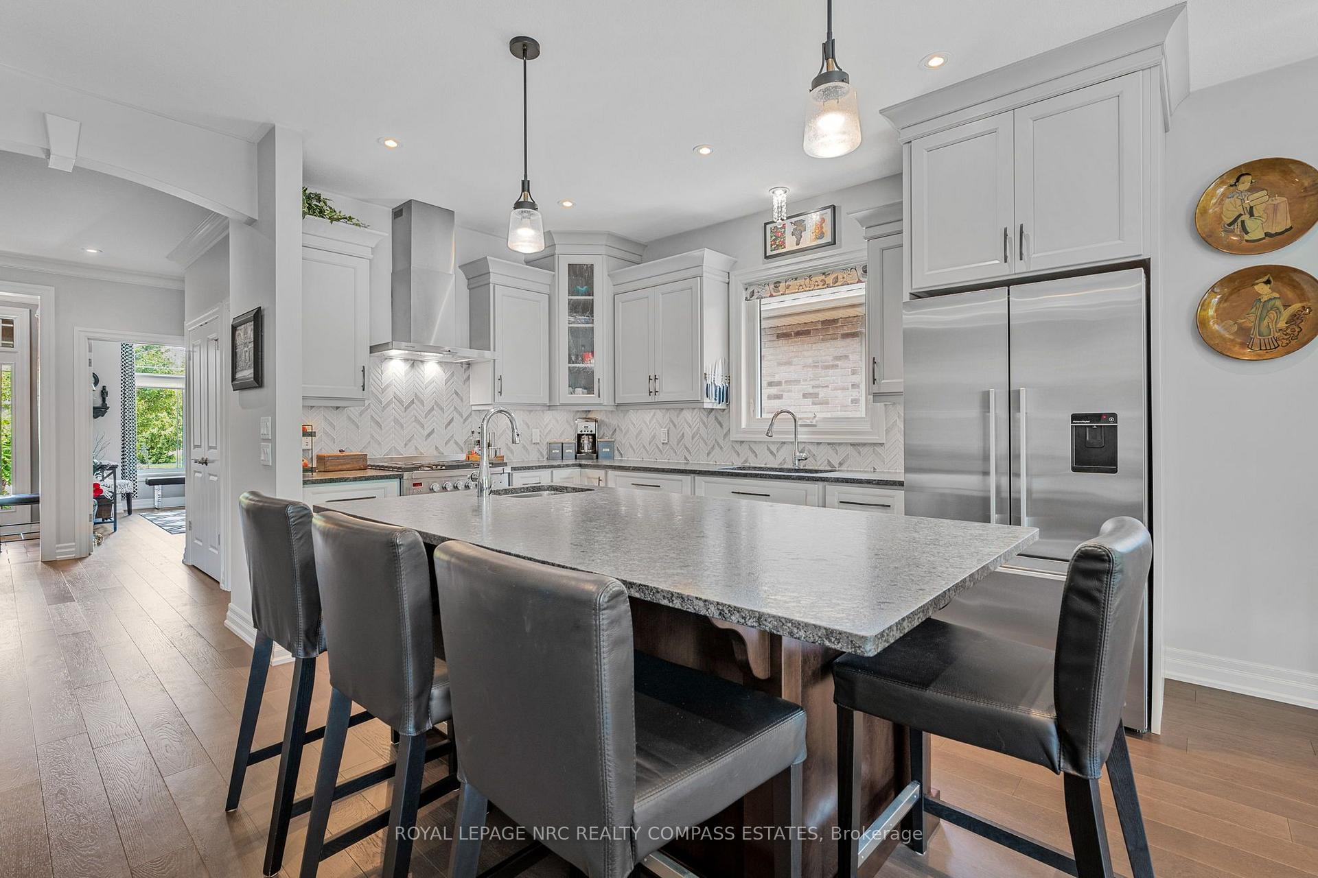Photo 14 of 104 Brookhaven Court, Welland, West Welland — HOMEH