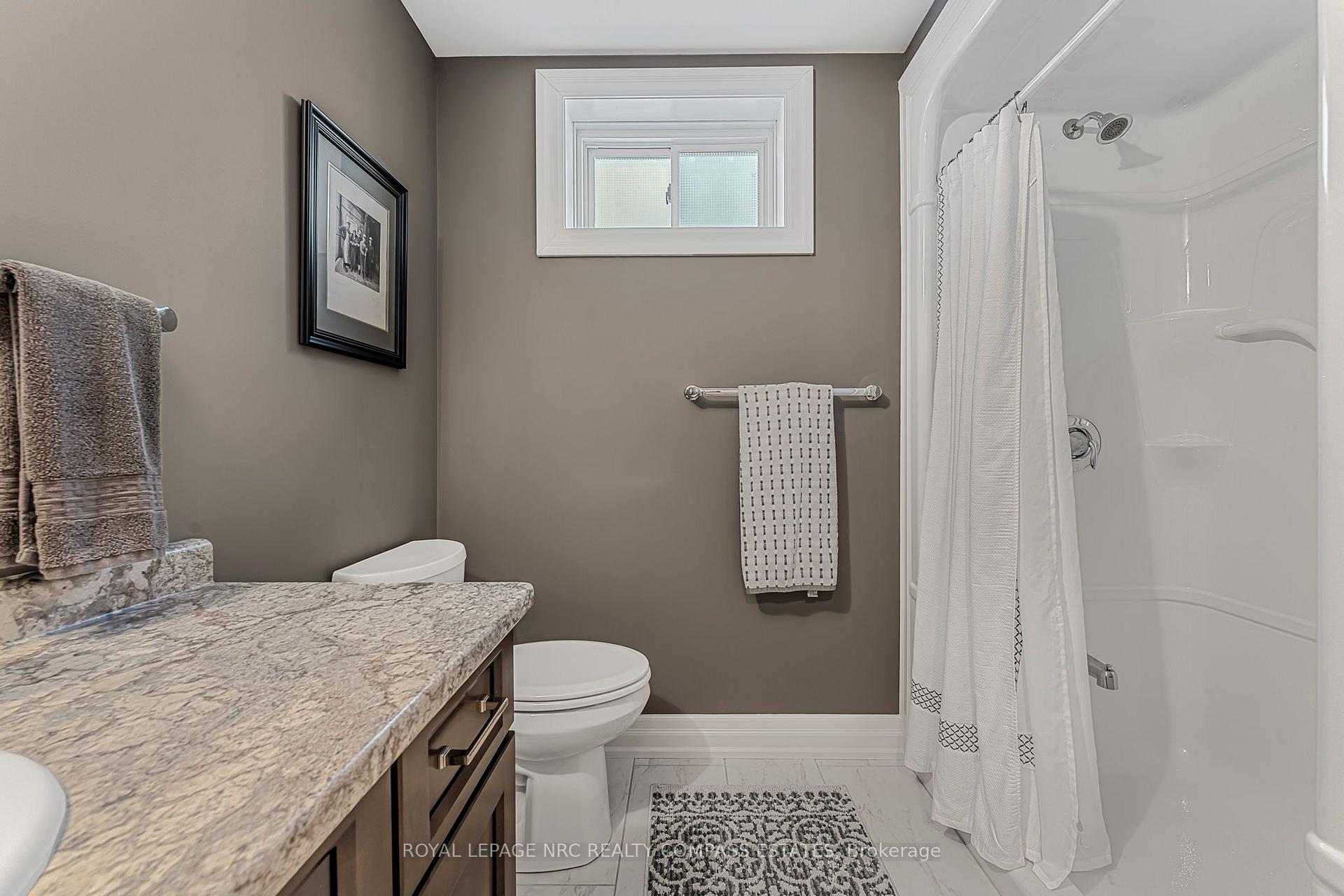 Photo 33 of 104 Brookhaven Court, Welland, West Welland — HOMEH