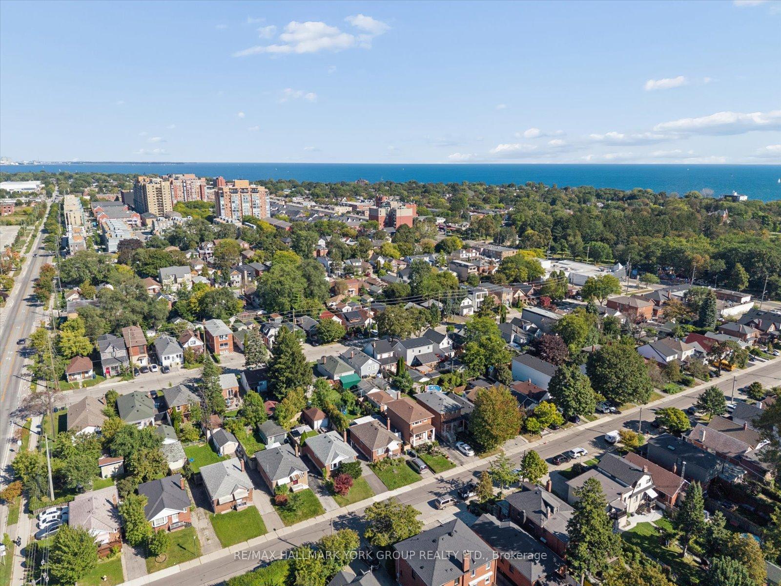Photo 44 of 45 Seventeenth Street, Etobicoke, New Toronto — HOMEH