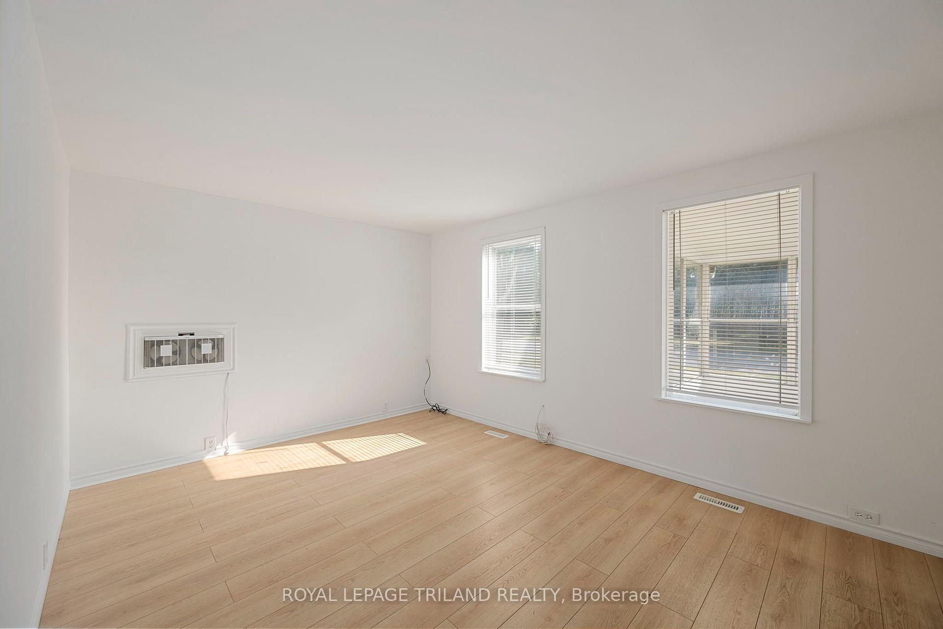 Photo 5 of 97 William Street, London, East K — HOMEH