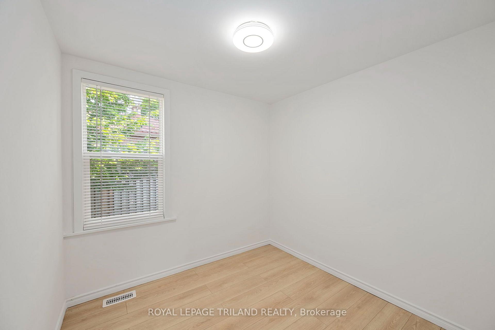 Photo 9 of 97 William Street, London, East K — HOMEH