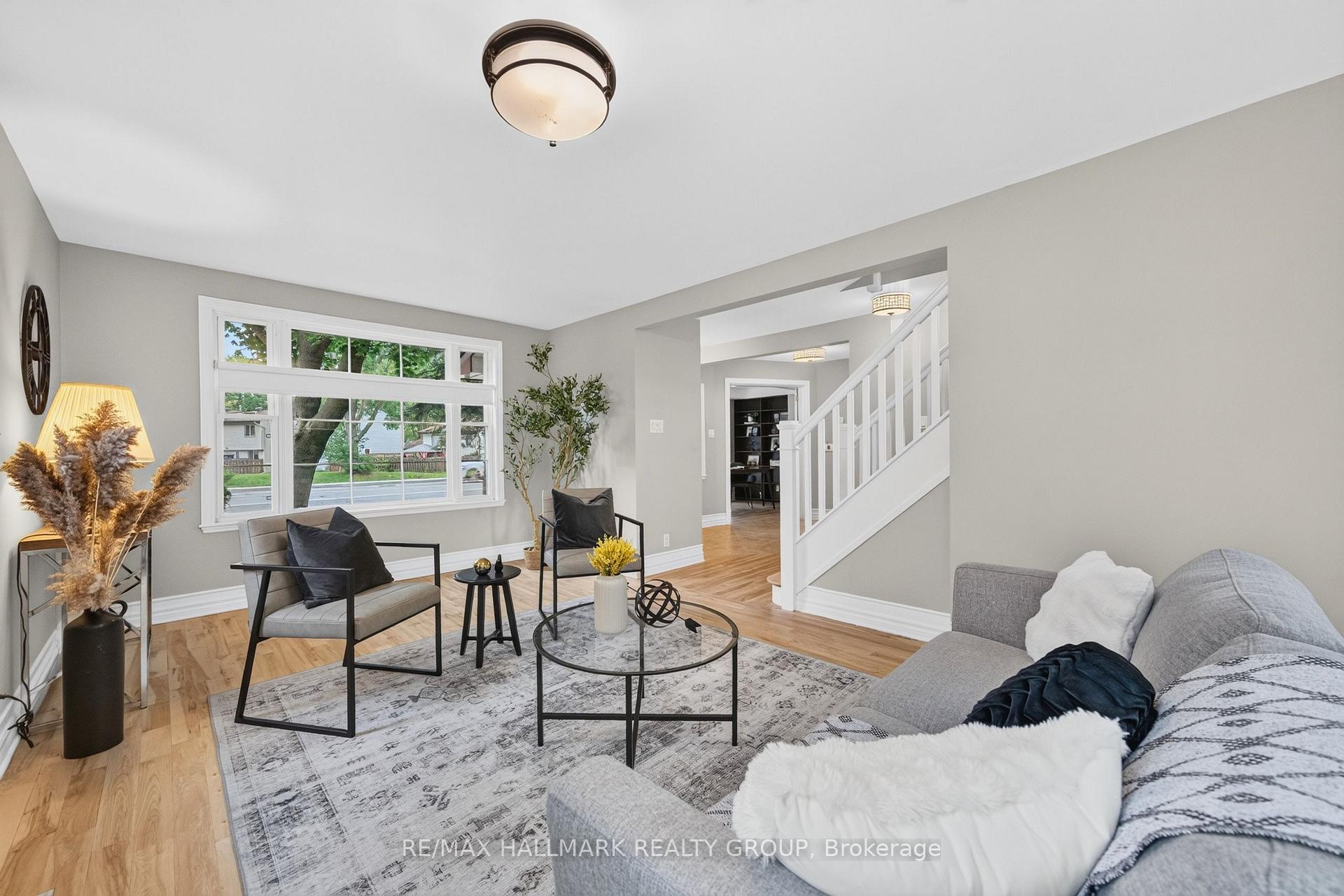 Photo 8 of 1608 Prince Of Wales Drive, Ottawa, Carleton Heights — HOMEH