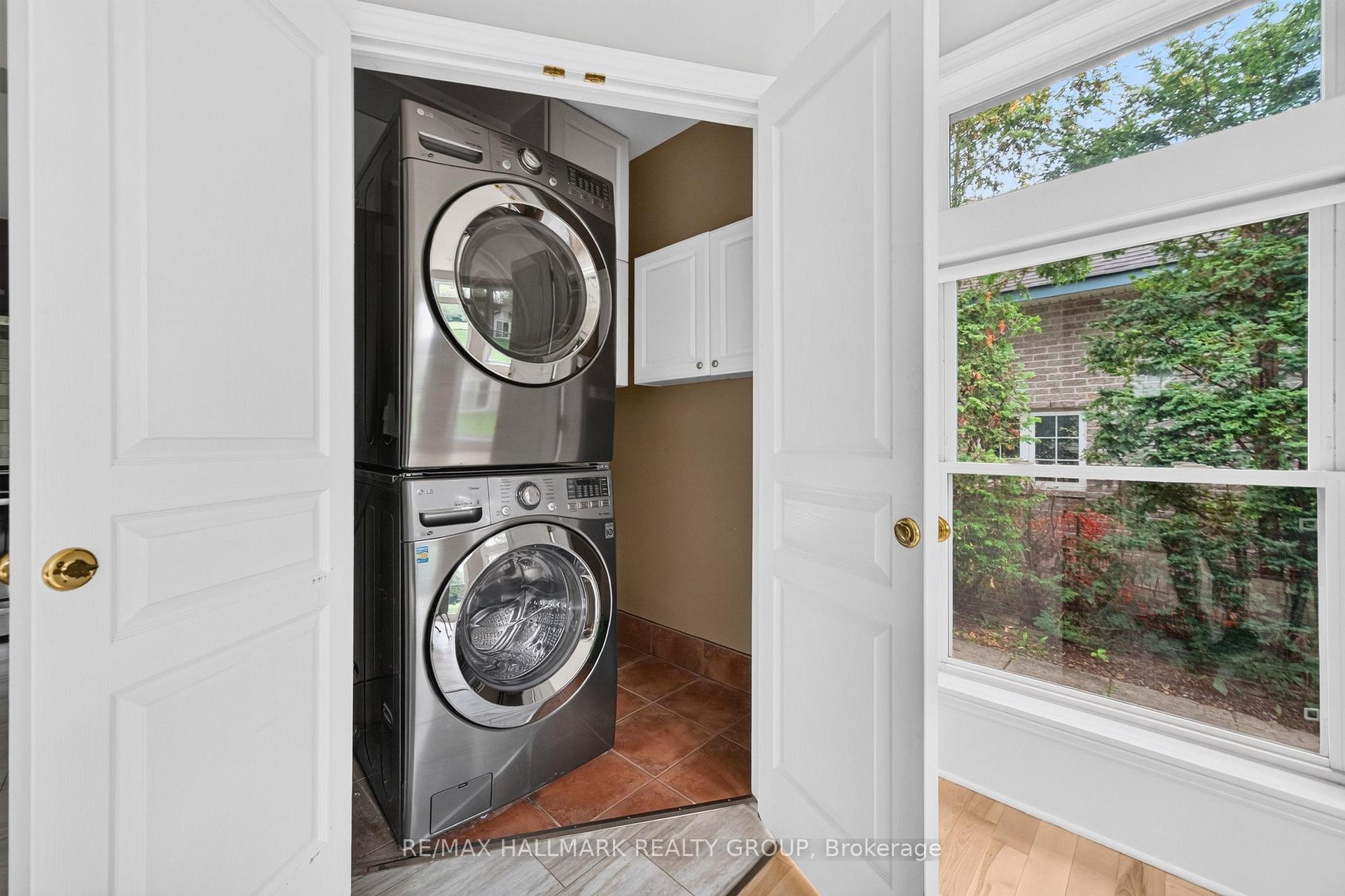 Photo 16 of 1608 Prince Of Wales Drive, Ottawa, Carleton Heights — HOMEH