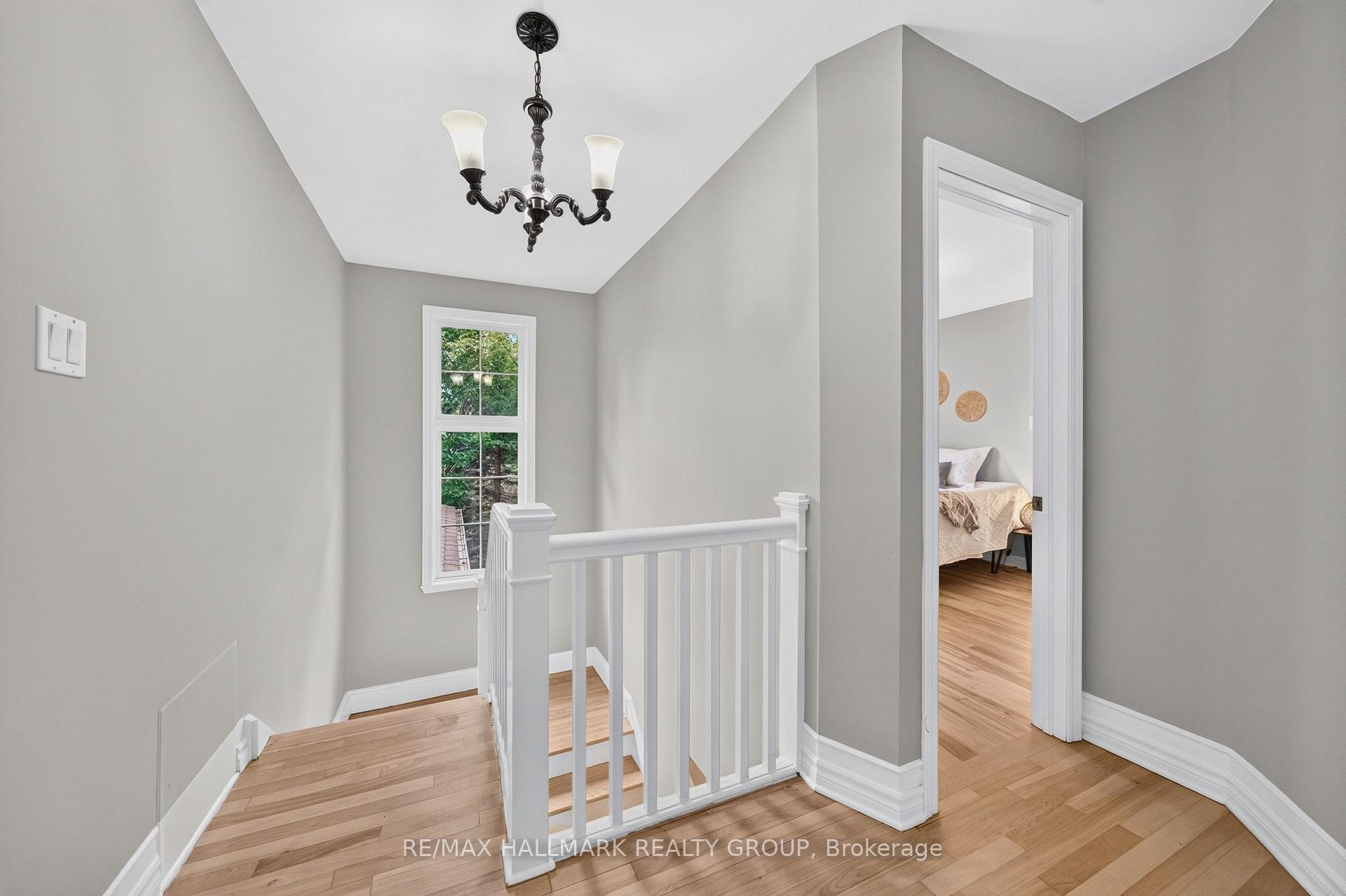 Photo 18 of 1608 Prince Of Wales Drive, Ottawa, Carleton Heights — HOMEH