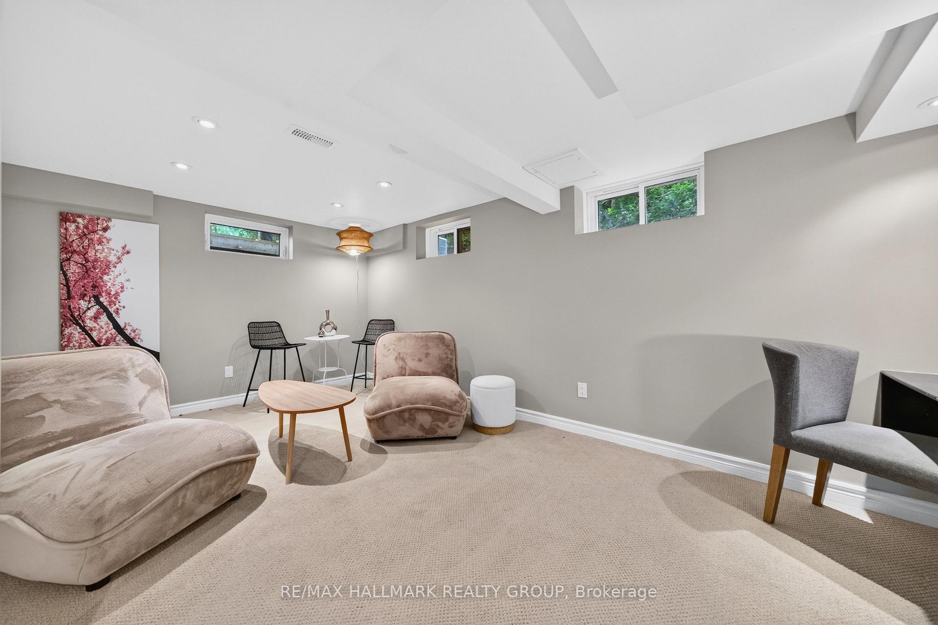 Photo 33 of 1608 Prince Of Wales Drive, Ottawa, Carleton Heights — HOMEH