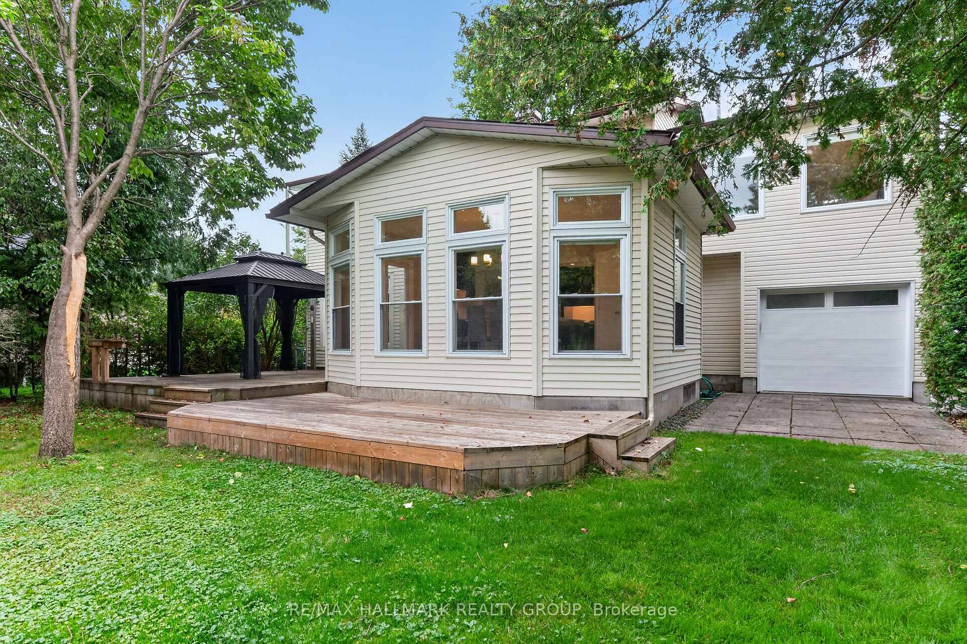Photo 38 of 1608 Prince Of Wales Drive, Ottawa, Carleton Heights — HOMEH