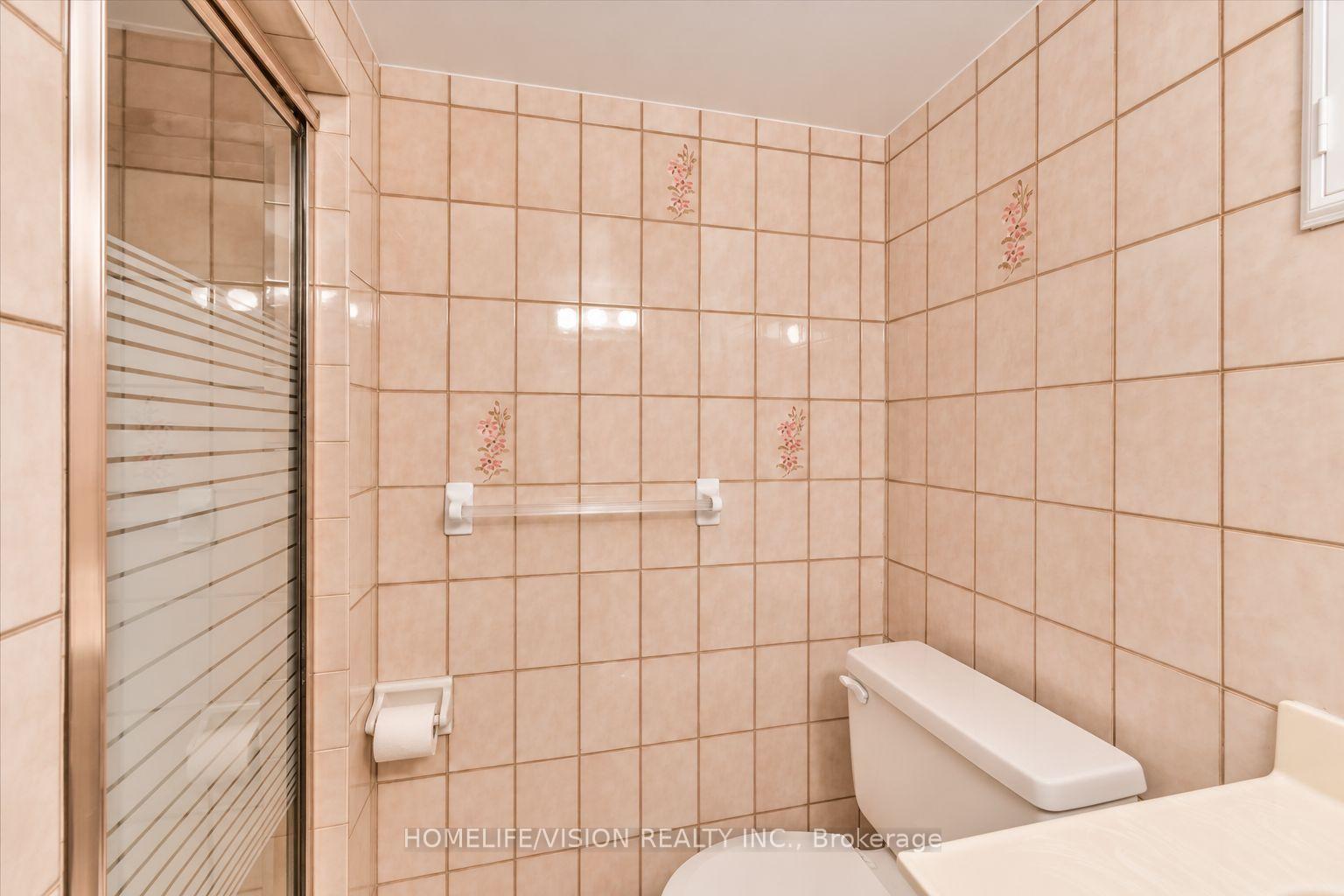 Photo 67 of 11 Larstone Avenue, Etobicoke, Stonegate-Queensway — HOMEH