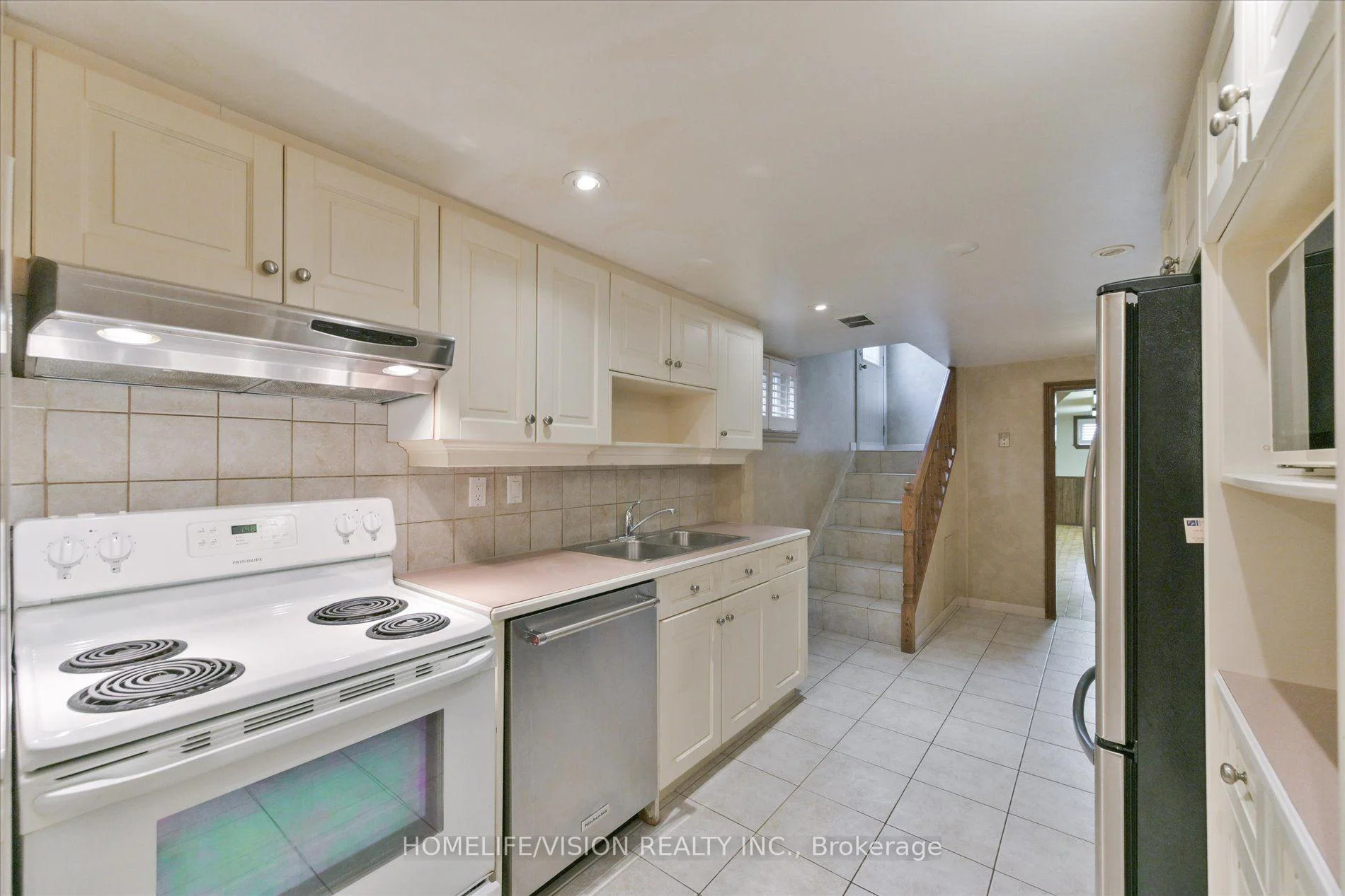 Photo 53 of 11 Larstone Avenue, Etobicoke, Stonegate-Queensway — HOMEH