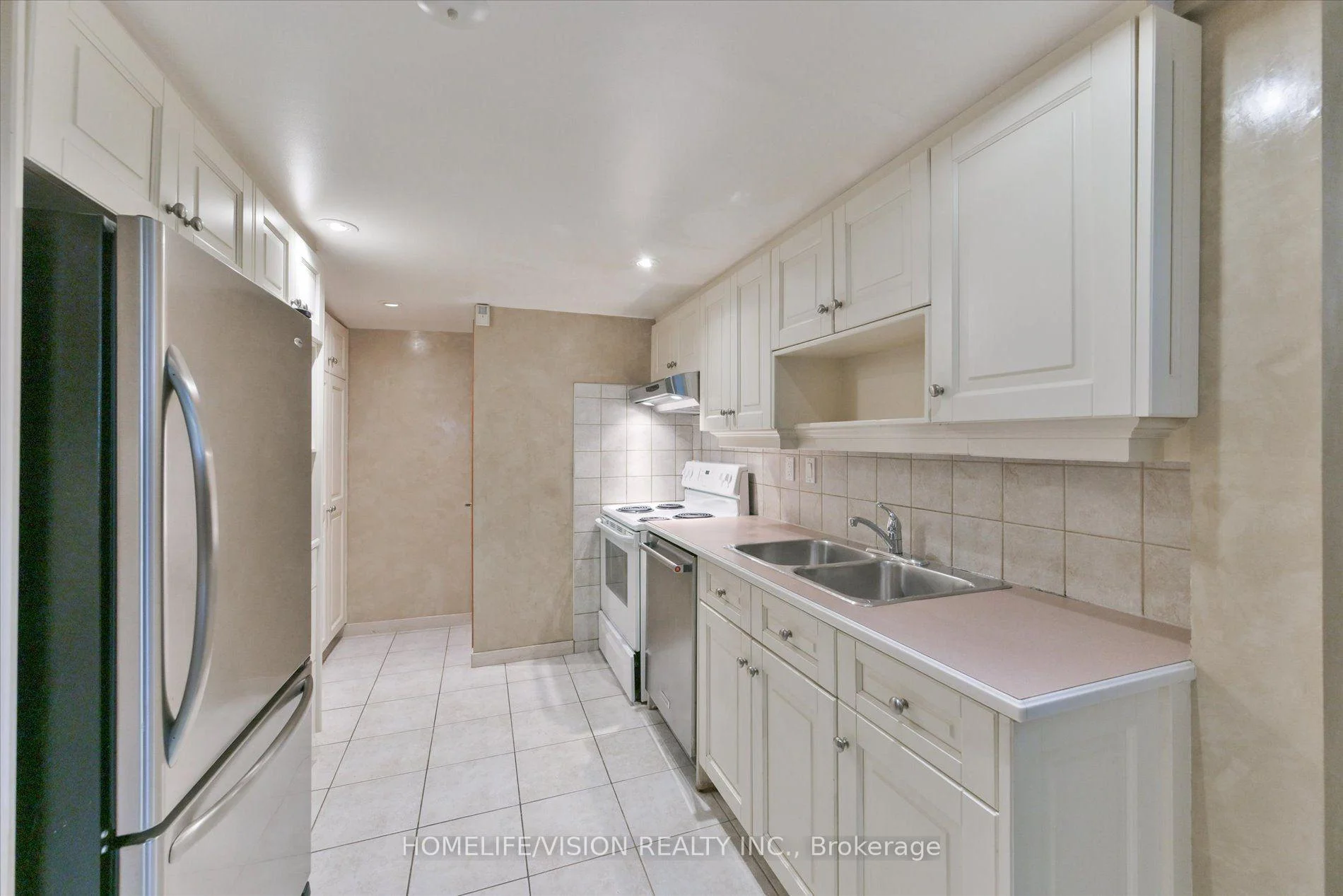 Photo 56 of 11 Larstone Avenue, Etobicoke, Stonegate-Queensway — HOMEH