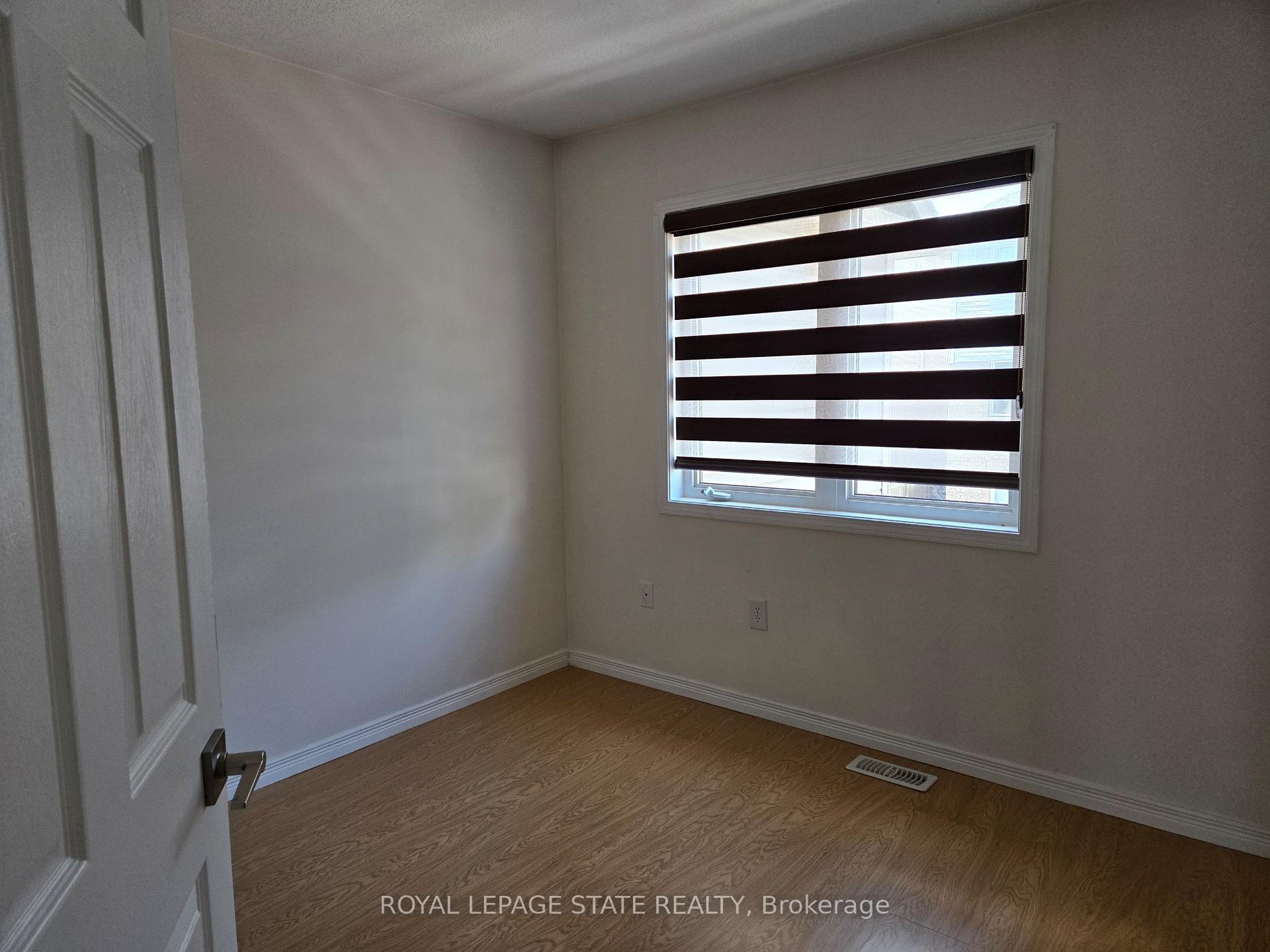 Photo 27 of 39 Newport Crescent, Hamilton, Crerar — HOMEH