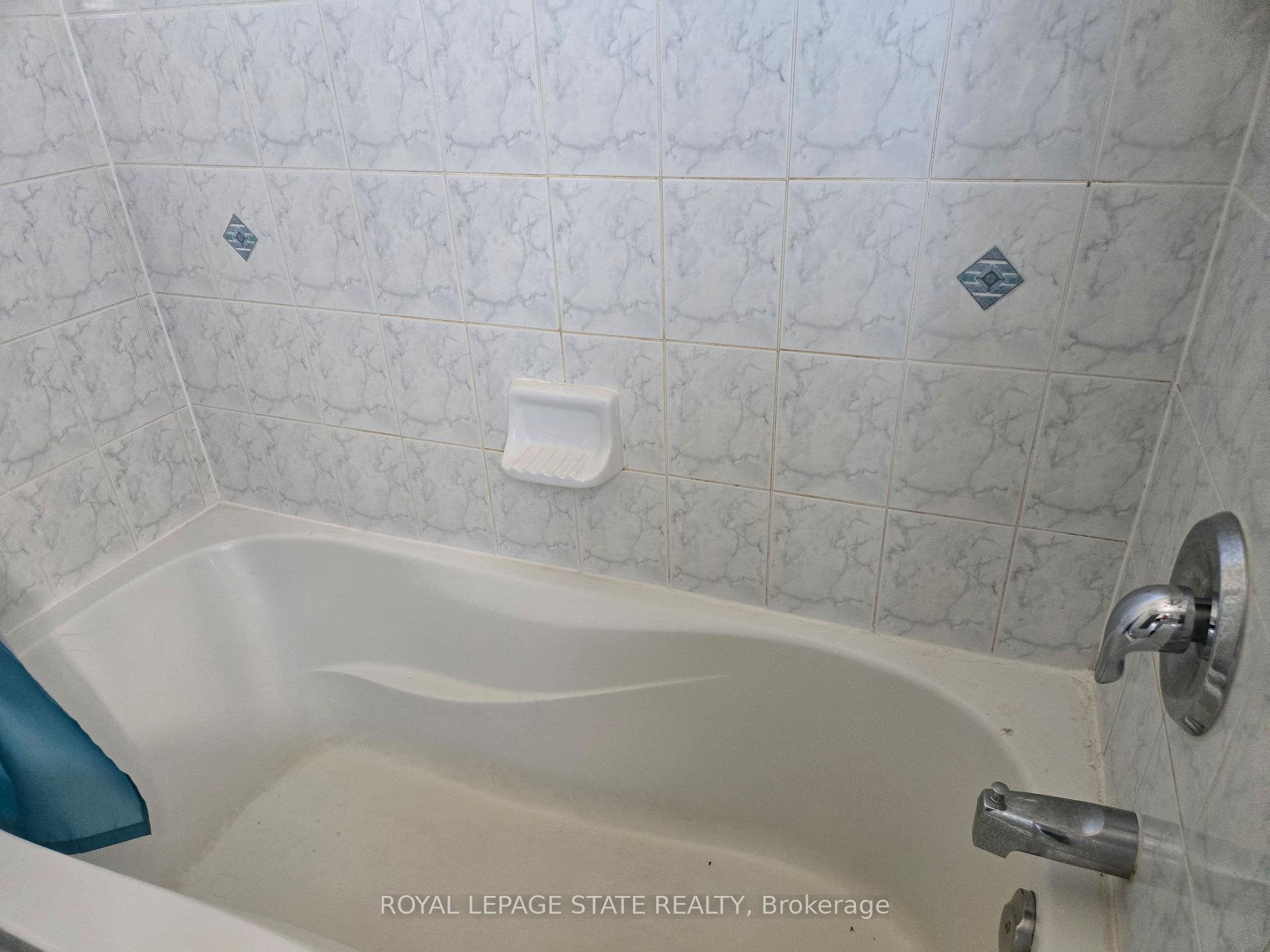 Photo 31 of 39 Newport Crescent, Hamilton, Crerar — HOMEH