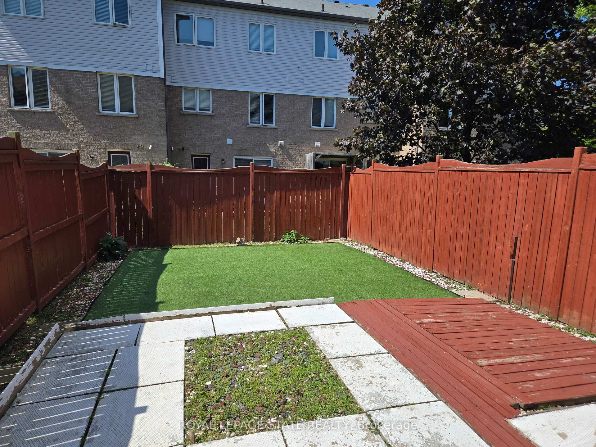 Photo 41 of 39 Newport Crescent, Hamilton, Crerar — HOMEH