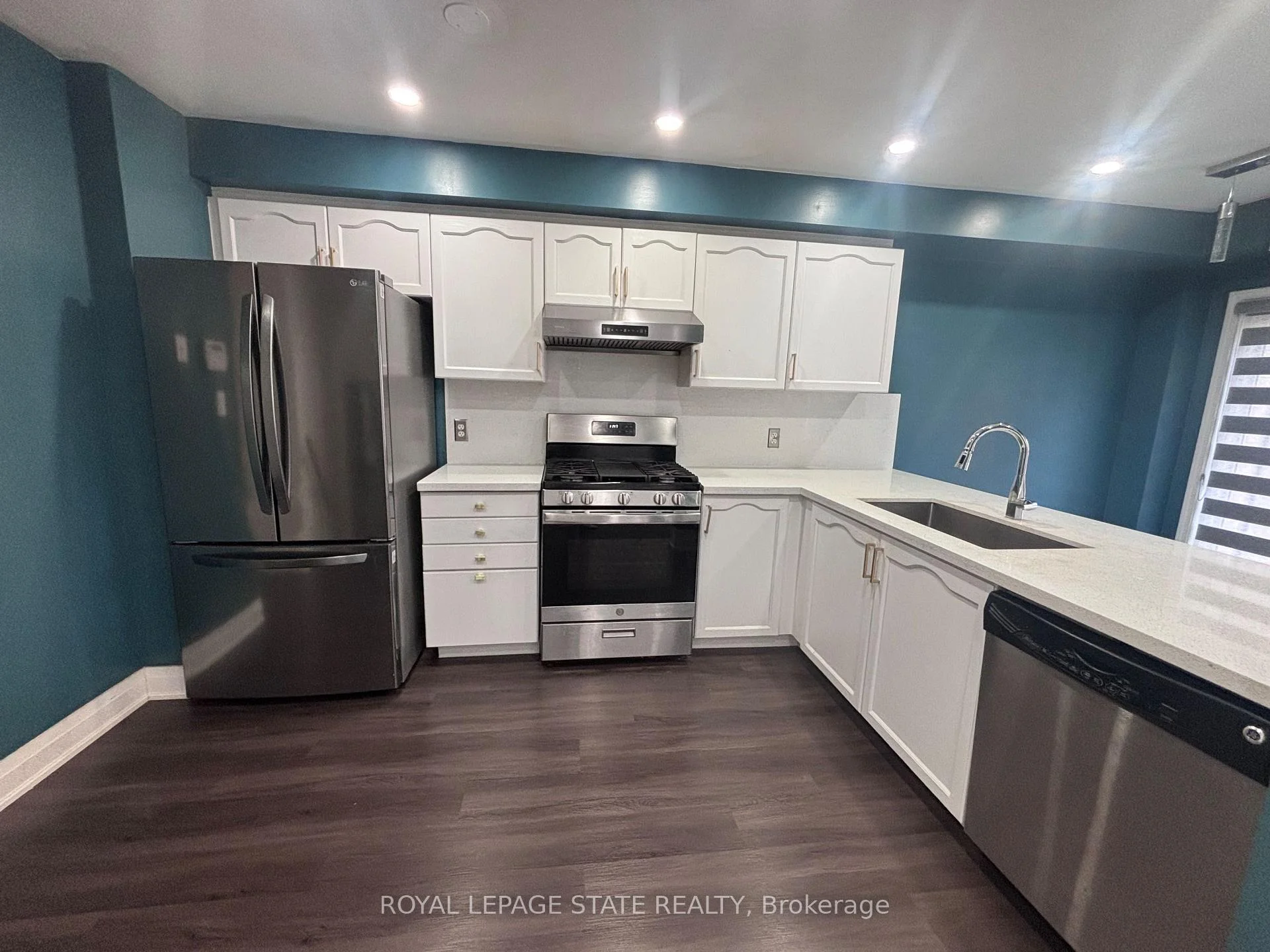 Photo 10 of 39 Newport Crescent, Hamilton, Crerar — HOMEH