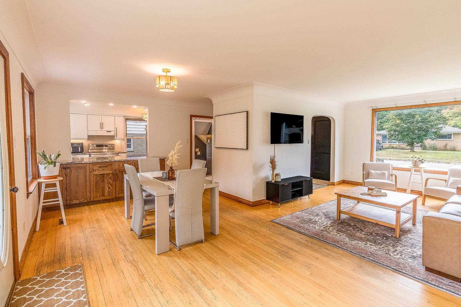 Photo 8 of 134 Florwin Drive, Sault Ste Marie, Ward 1 — HOMEH