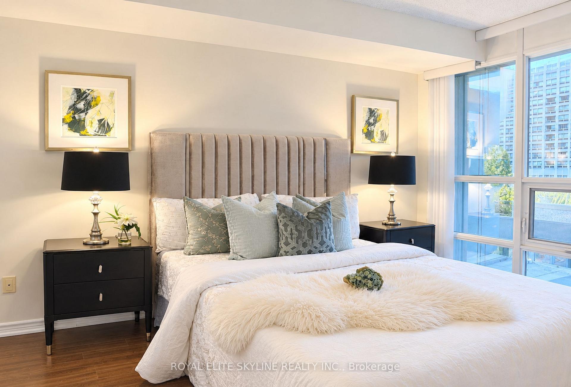 Photo 24 of Unit 403, 761 Bay Street, Toronto, Bay Street Corridor — HOMEH