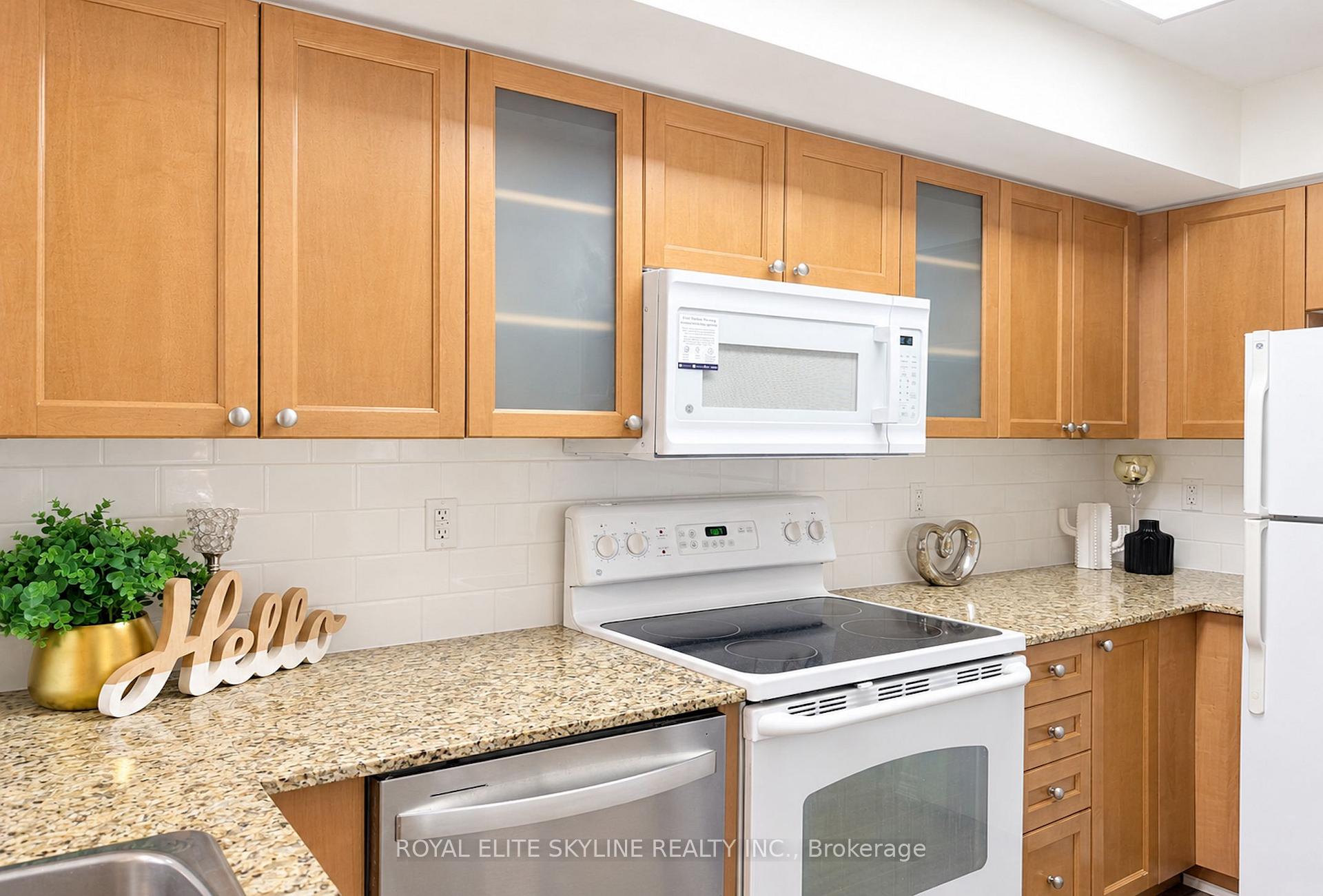 Photo 34 of Unit 403, 761 Bay Street, Toronto, Bay Street Corridor — HOMEH