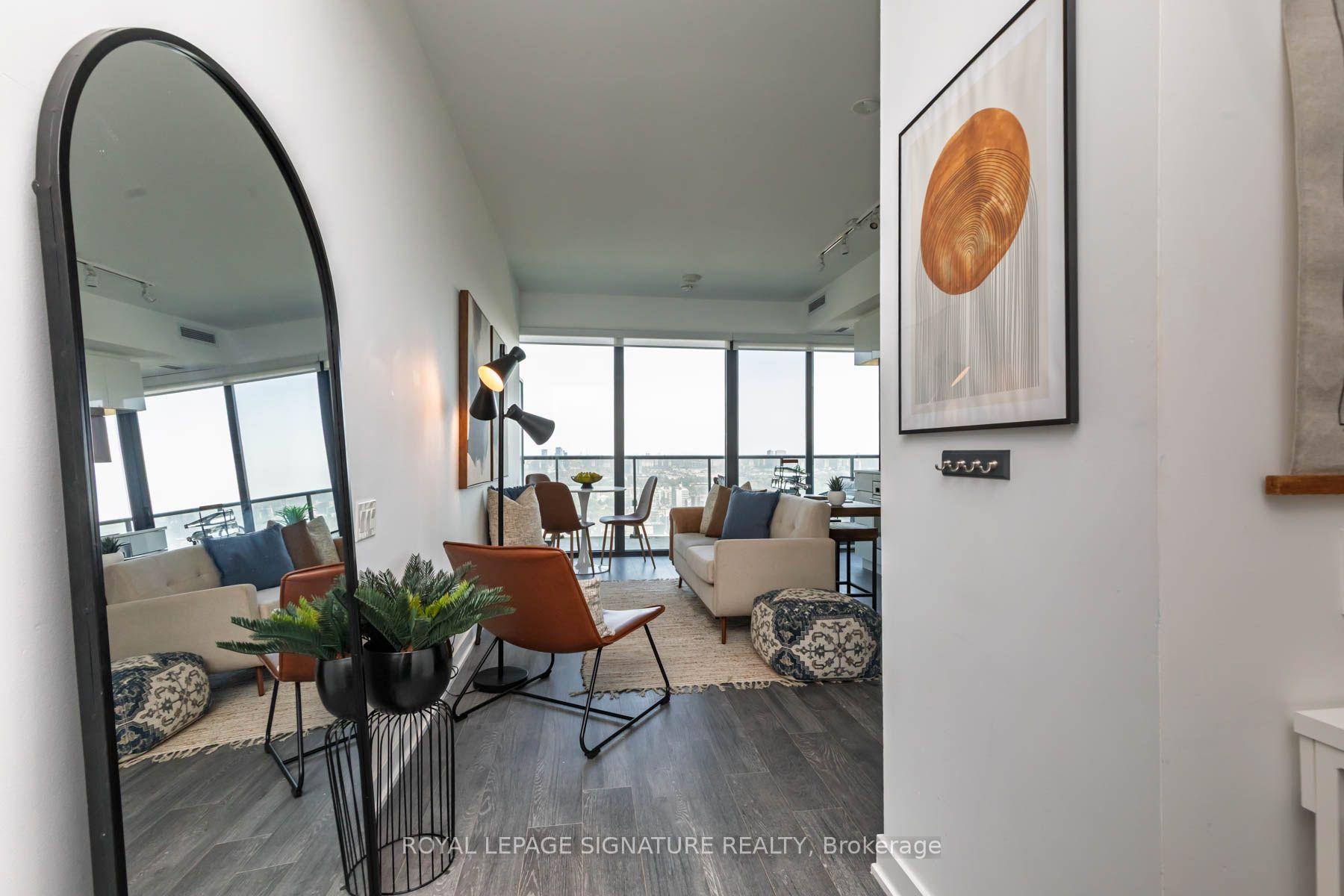 Photo 4 of Unit 2805, 185 Roehampton Avenue, Toronto, Mount Pleasant West — HOMEH