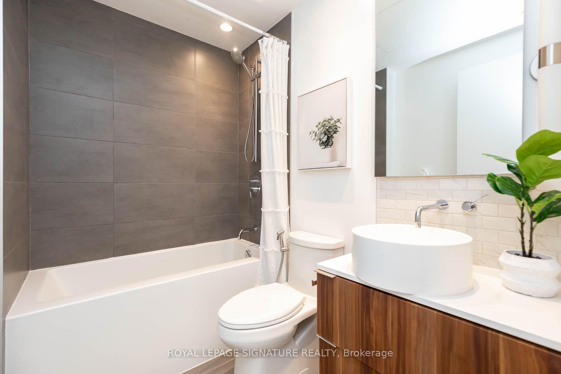 Photo 21 of Unit 2805, 185 Roehampton Avenue, Toronto, Mount Pleasant West — HOMEH