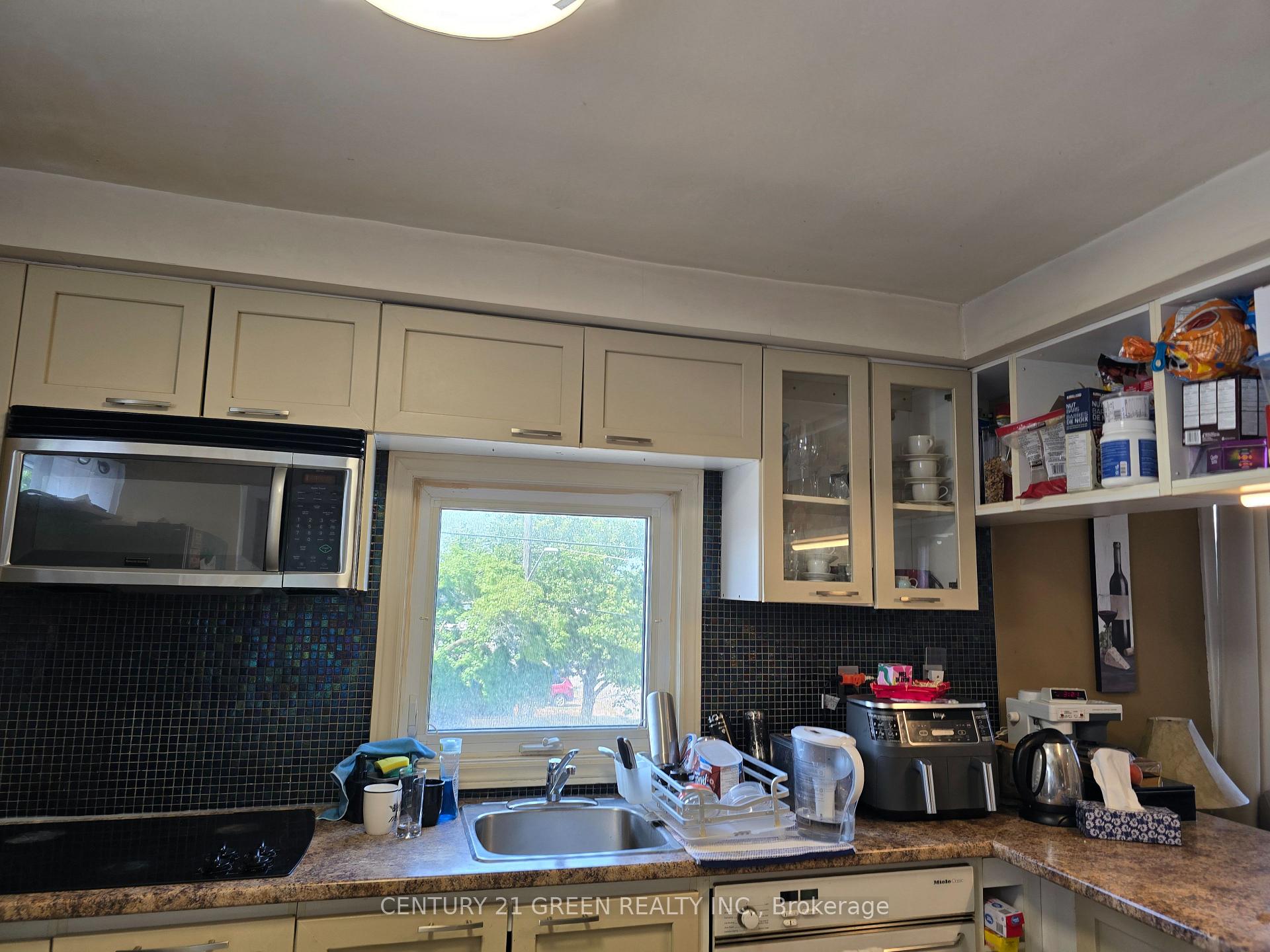 Photo 18 of 5166 Morrison Street, Niagara Falls, Cherrywood — HOMEH