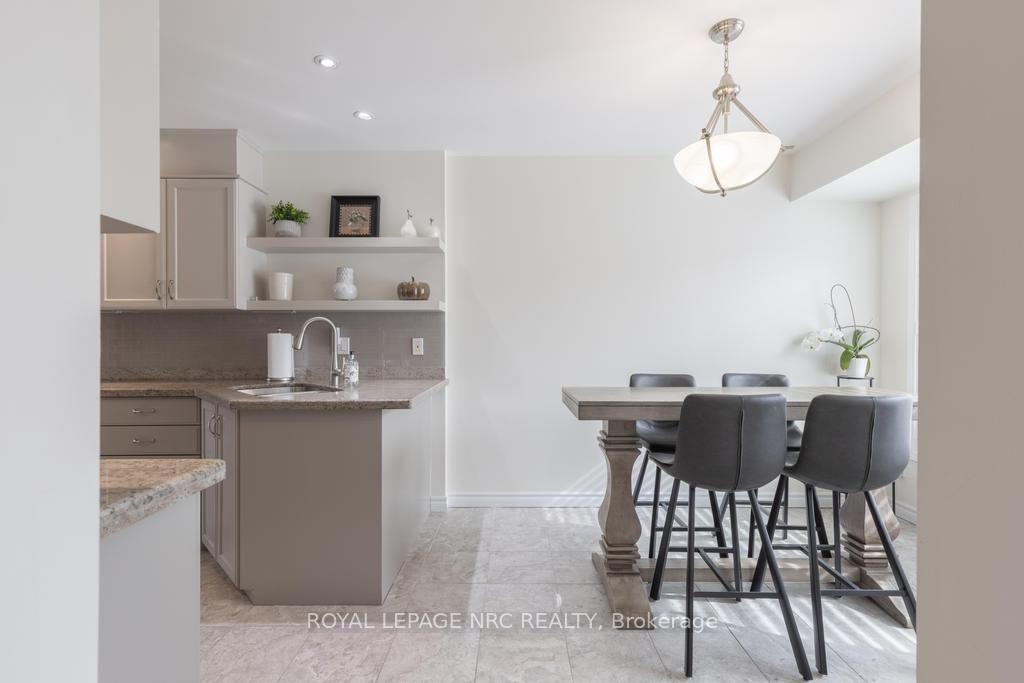 Photo 3 of Unit 10, 121 Glen Morris Drive, St. Catharines, Glendale/Glenridge — HOMEH