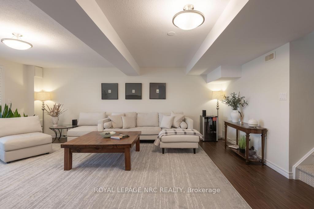 Photo 20 of Unit 10, 121 Glen Morris Drive, St. Catharines, Glendale/Glenridge — HOMEH