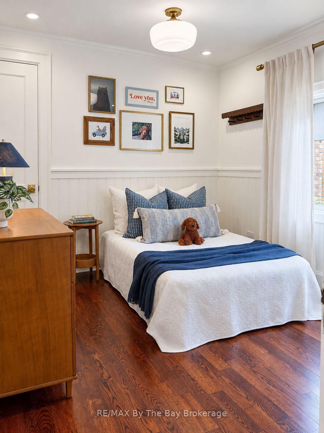 Photo 16 of 44 Rambert Crescent, Toronto, High Park-Swansea — HOMEH