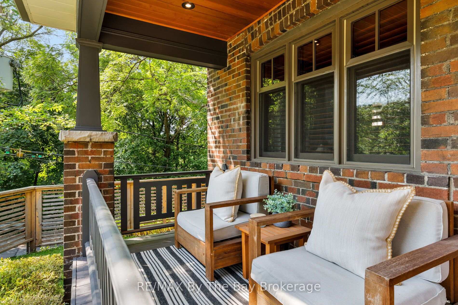 Photo 38 of 44 Rambert Crescent, Toronto, High Park-Swansea — HOMEH