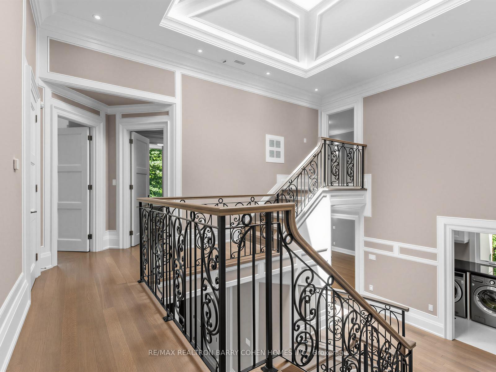 Photo 36 of 37 Chatfield Drive, North York, Banbury-Don Mills — HOMEH