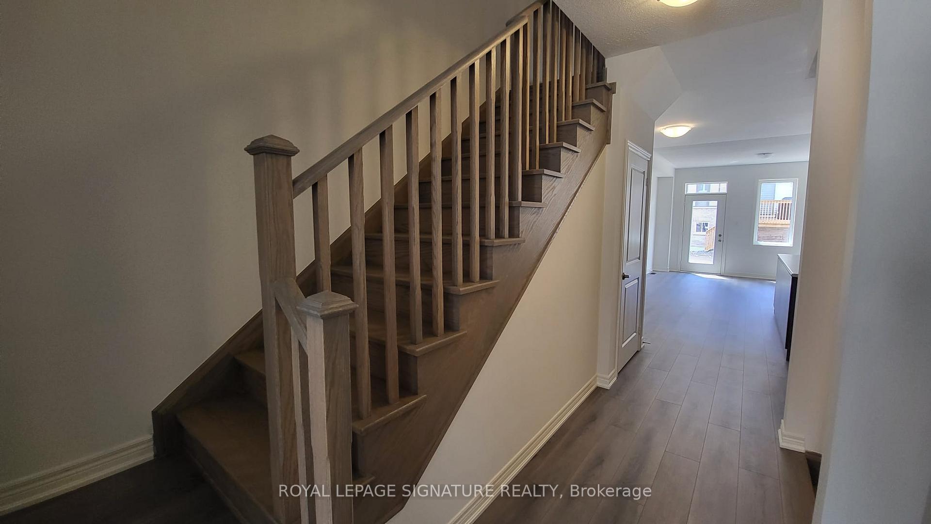 Photo 5 of 47 Gledhill Crescent, Cambridge, Little's Corners — HOMEH