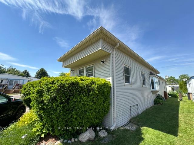 Photo 2 of Unit 41, 2189 Dundas Street E, London, East I — HOMEH