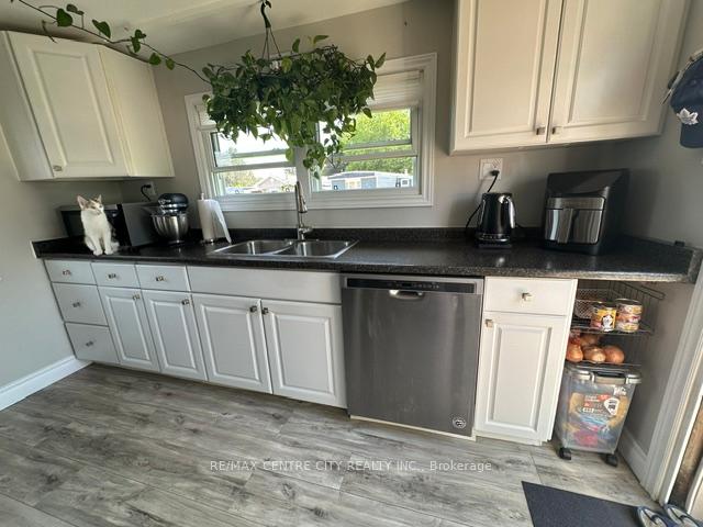 Photo 7 of Unit 41, 2189 Dundas Street E, London, East I — HOMEH