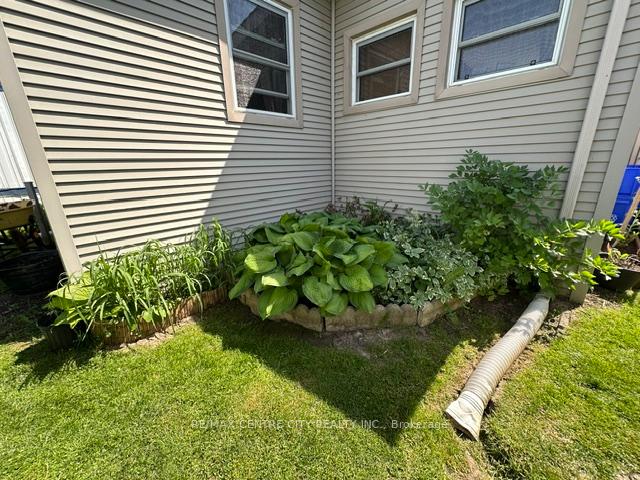Photo 25 of Unit 41, 2189 Dundas Street E, London, East I — HOMEH