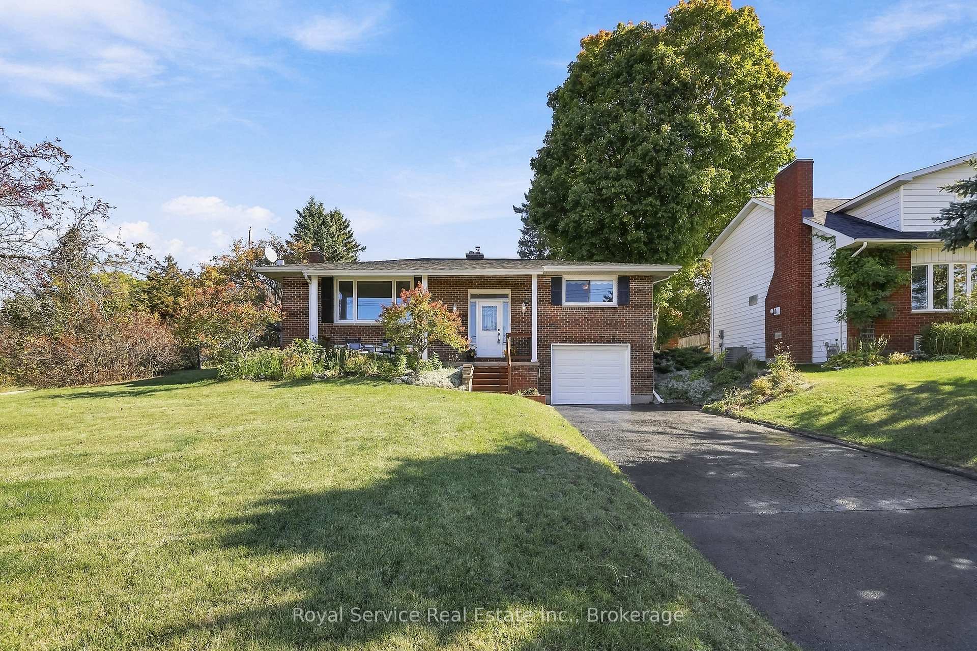 Photo of 38 Burnham Avenue