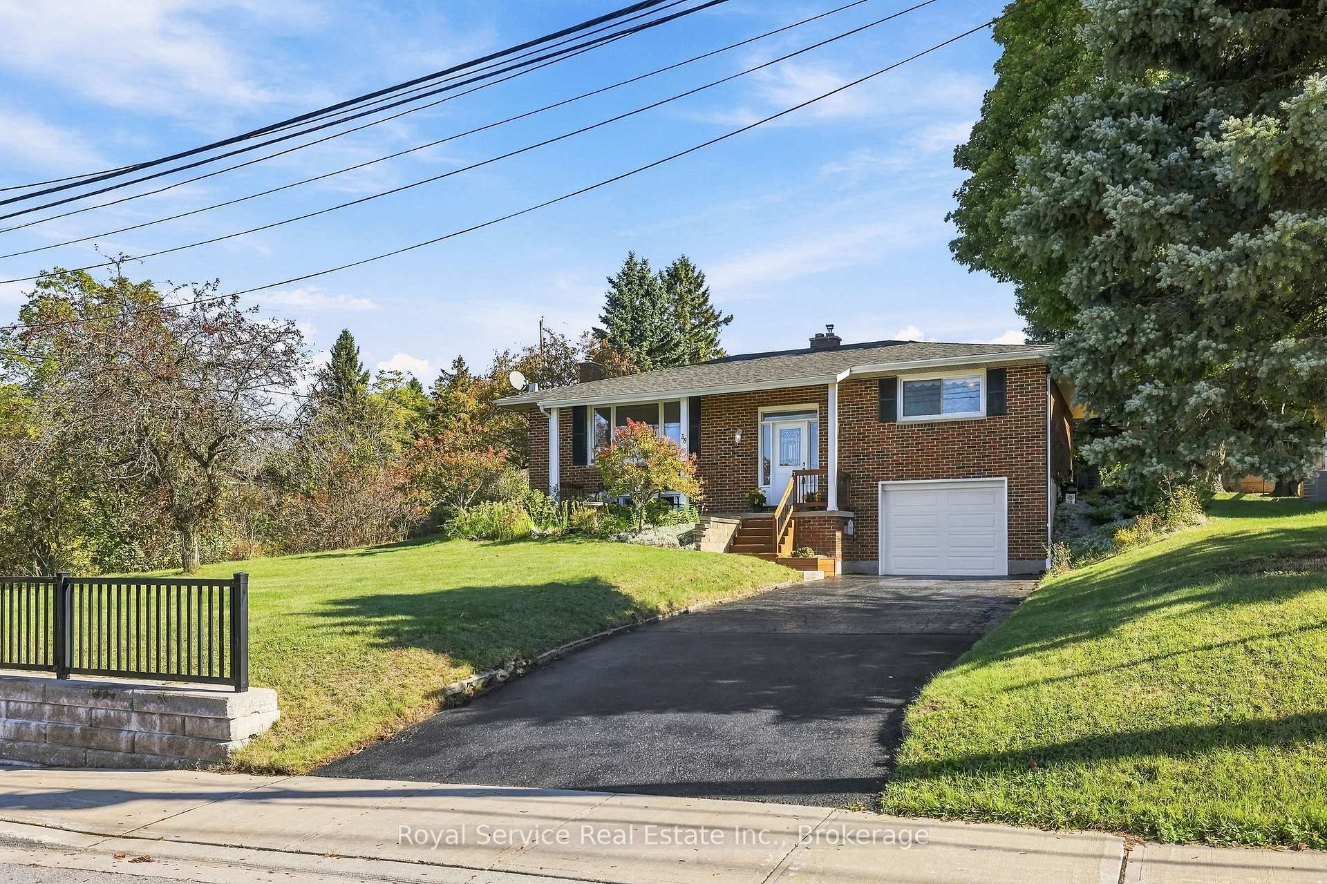 Photo 2 of 38 Burnham Avenue, Cramahe, Colborne — HOMEH