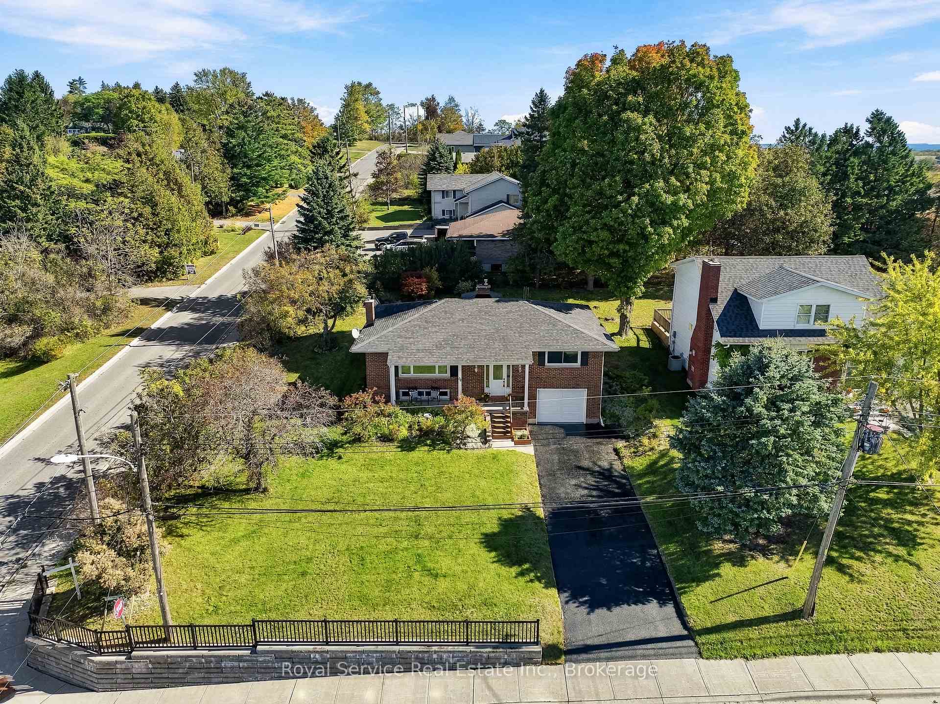 Photo 3 of 38 Burnham Avenue, Cramahe, Colborne — HOMEH