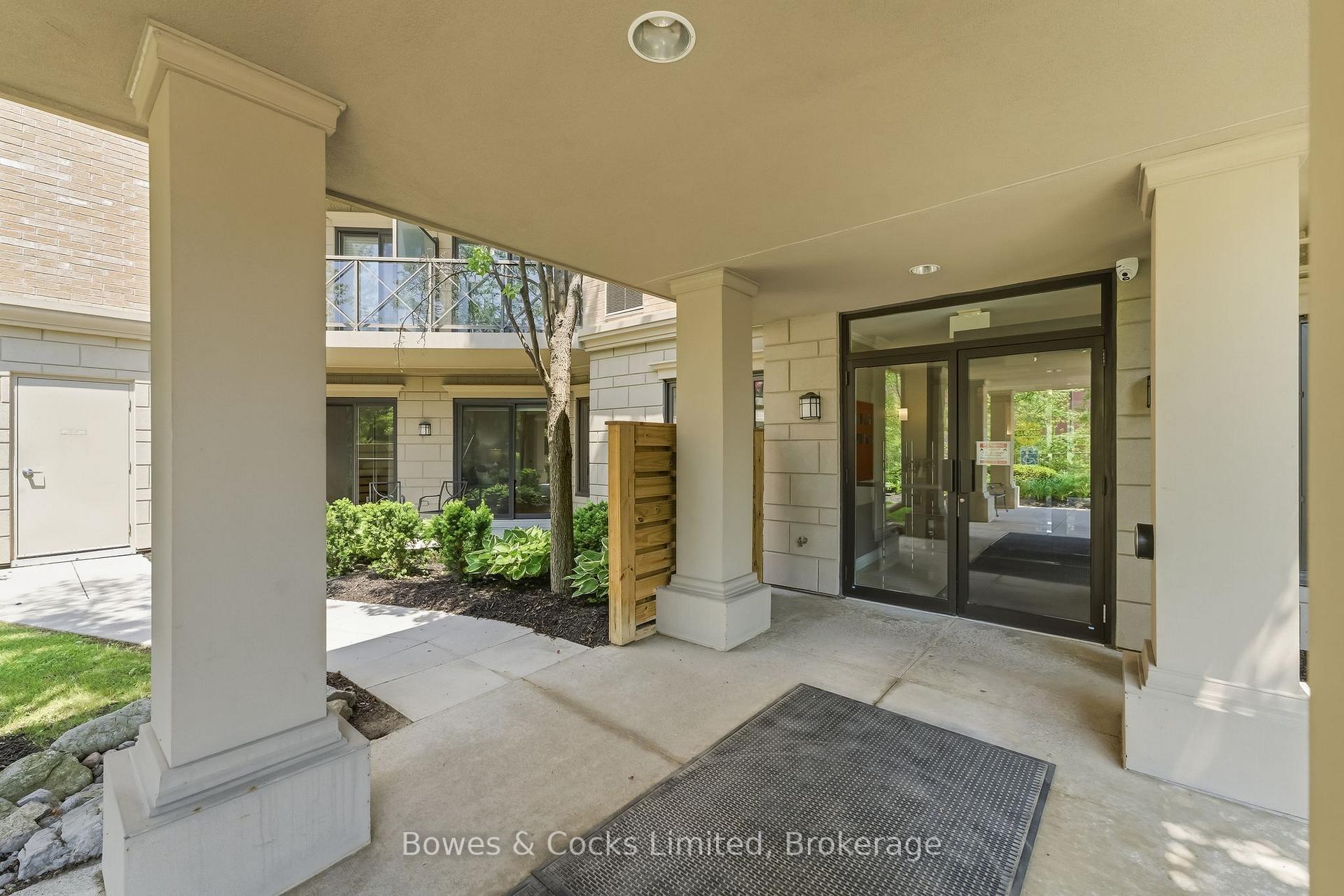 Photo 2 of Unit 110, 869 Clonsilla Avenue, Peterborough, Otonabee Ward 1 — HOMEH