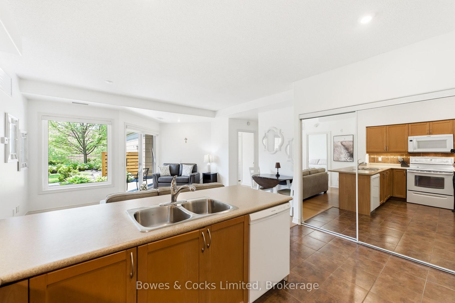 Photo 10 of Unit 110, 869 Clonsilla Avenue, Peterborough, Otonabee Ward 1 — HOMEH