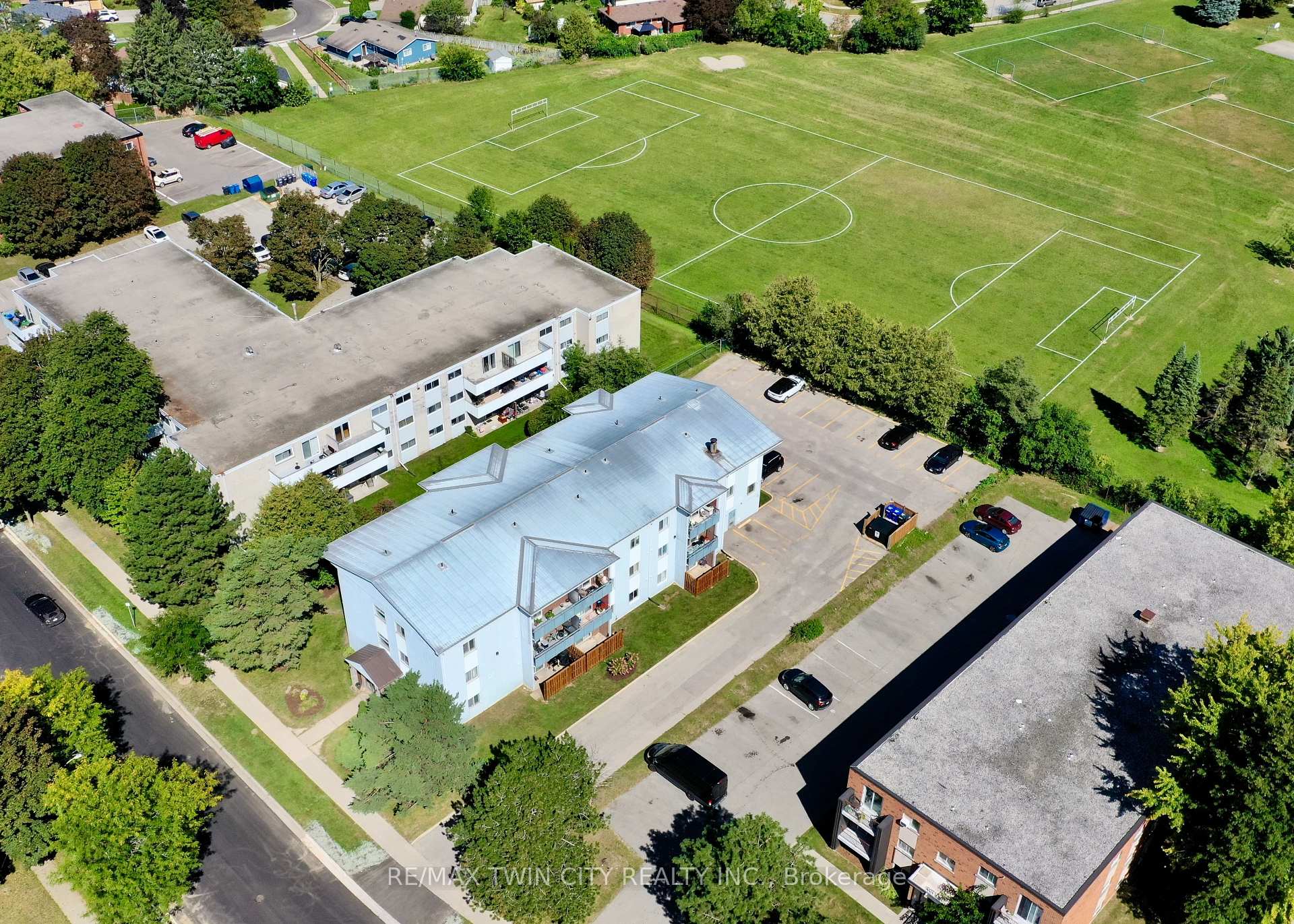 Photo 14 of Unit 103, 100 Breckenridge Drive, Kitchener, Heritage Park - Kitchener — HOMEH