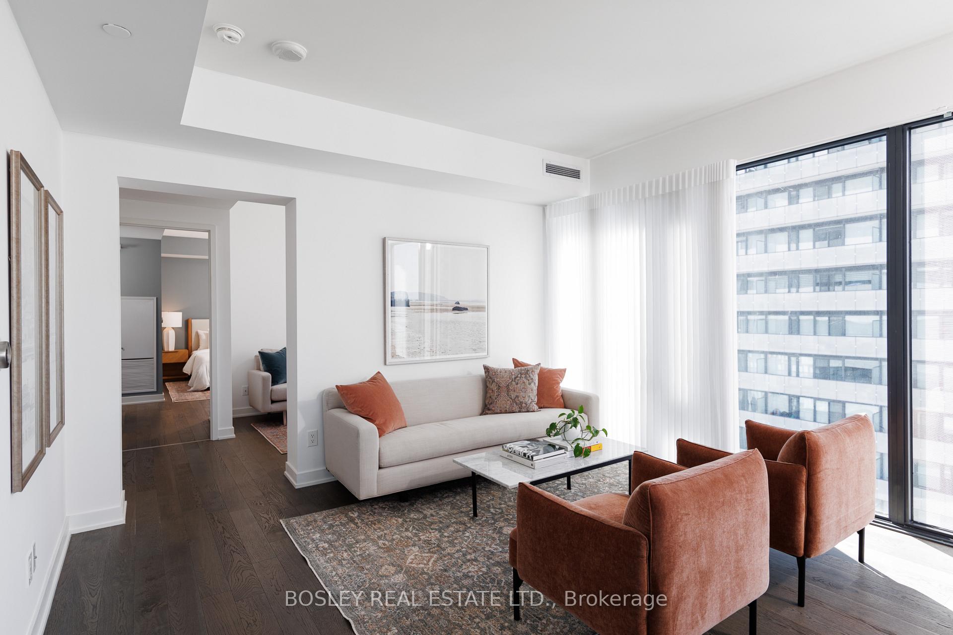 Photo 6 of Unit 1702, 185 Roehampton Avenue, Toronto, Mount Pleasant West — HOMEH