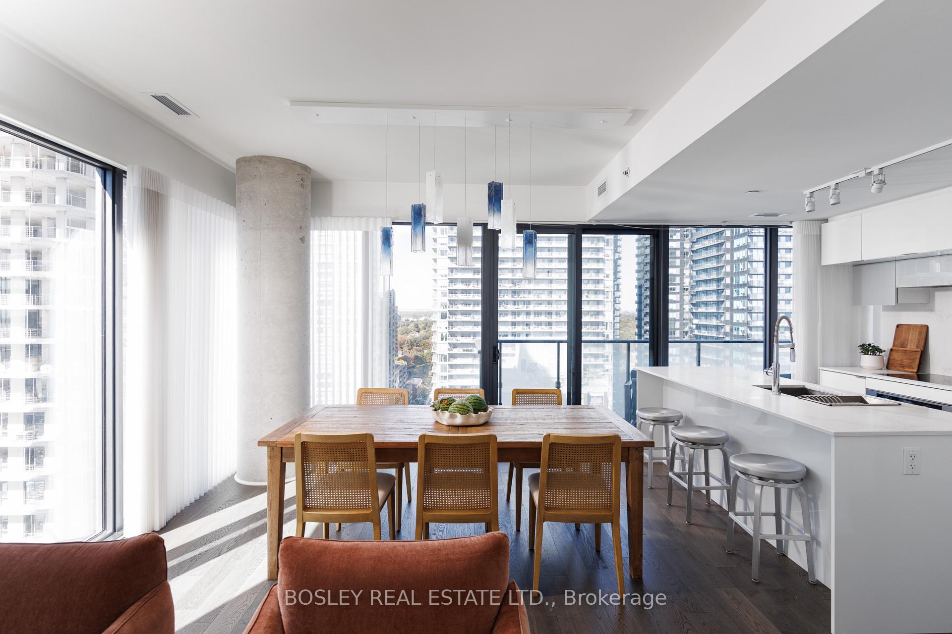 Photo 8 of Unit 1702, 185 Roehampton Avenue, Toronto, Mount Pleasant West — HOMEH