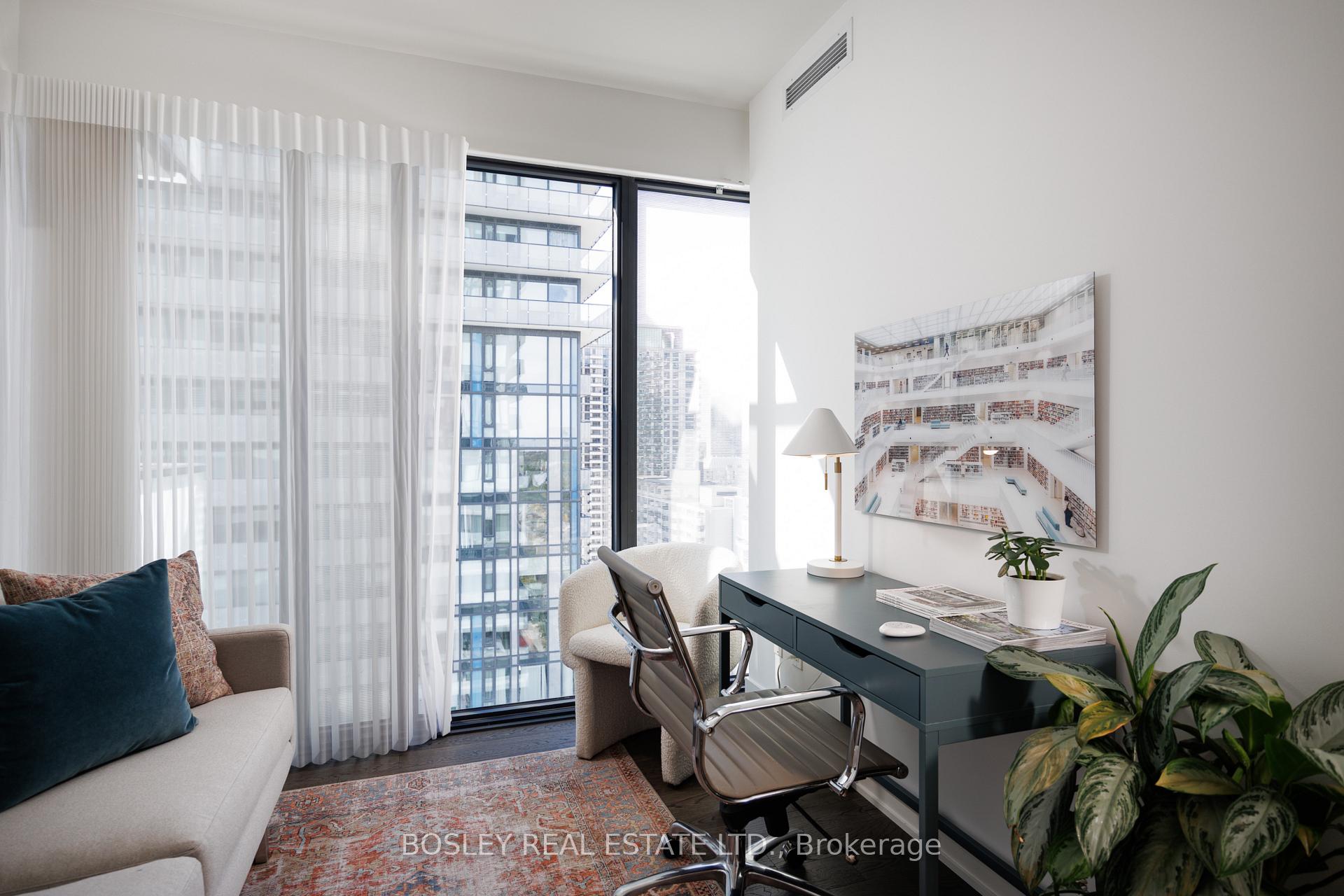 Photo 23 of Unit 1702, 185 Roehampton Avenue, Toronto, Mount Pleasant West — HOMEH